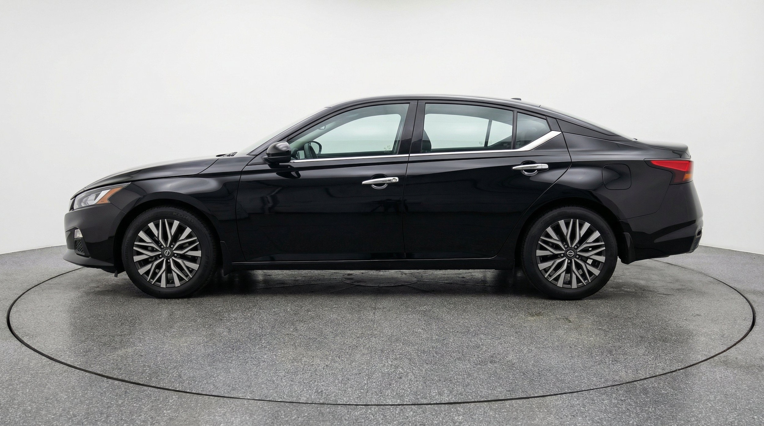 Thumbnail: 2026 Nissan Altima - 5