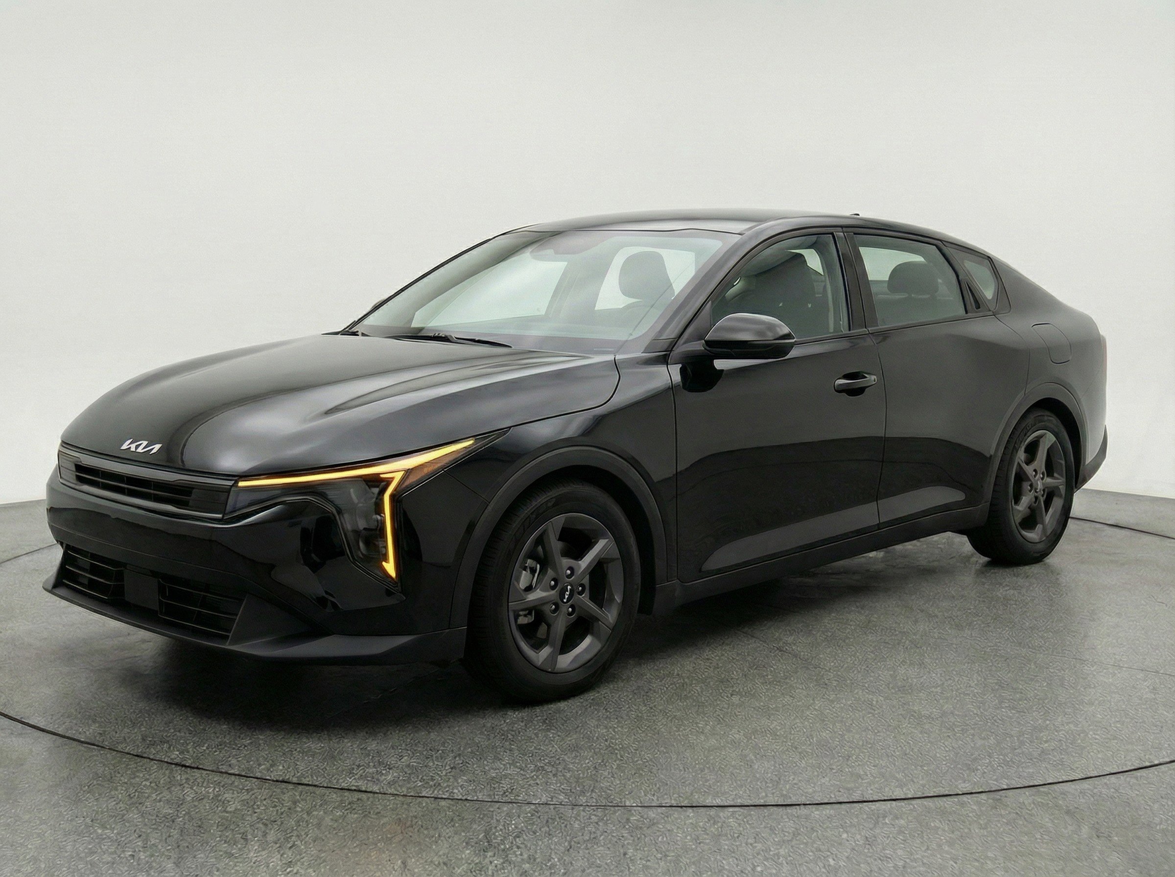 Thumbnail: 2025 Kia K4 - 3