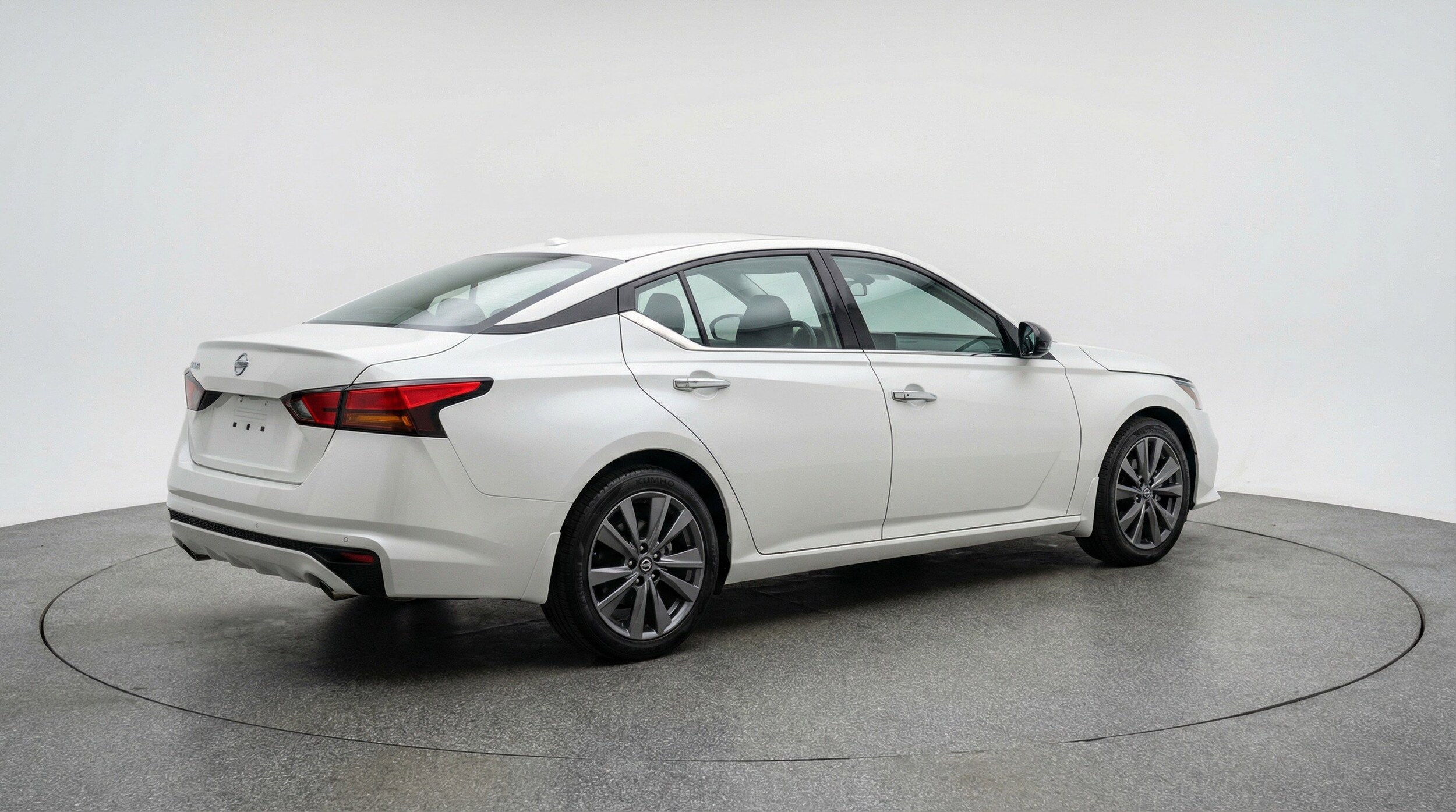 Thumbnail: 2025 Nissan Altima - 9