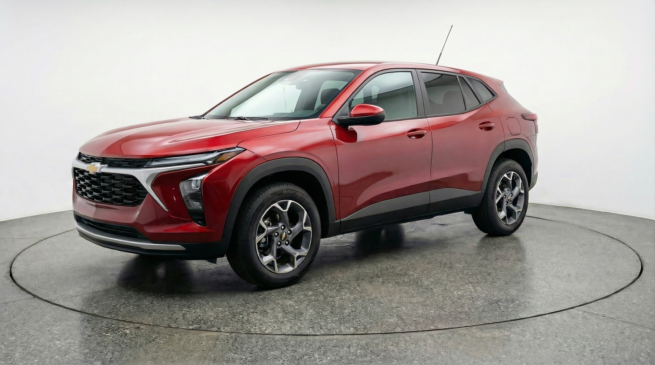 Thumbnail: 2025 Chevrolet Trax - 3