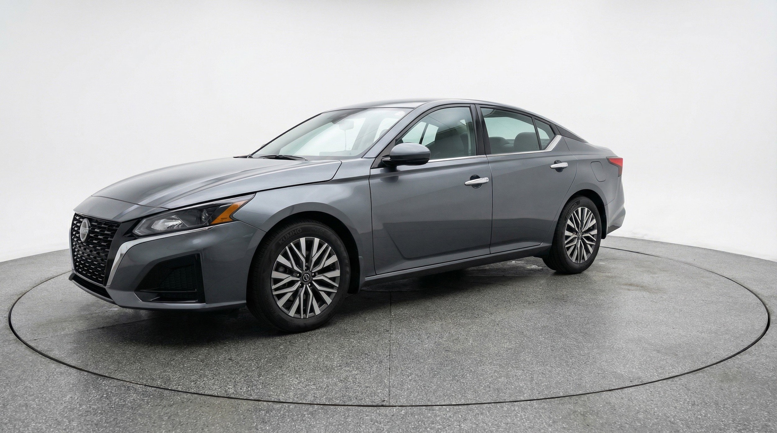 Thumbnail: 2025 Nissan Altima - 3