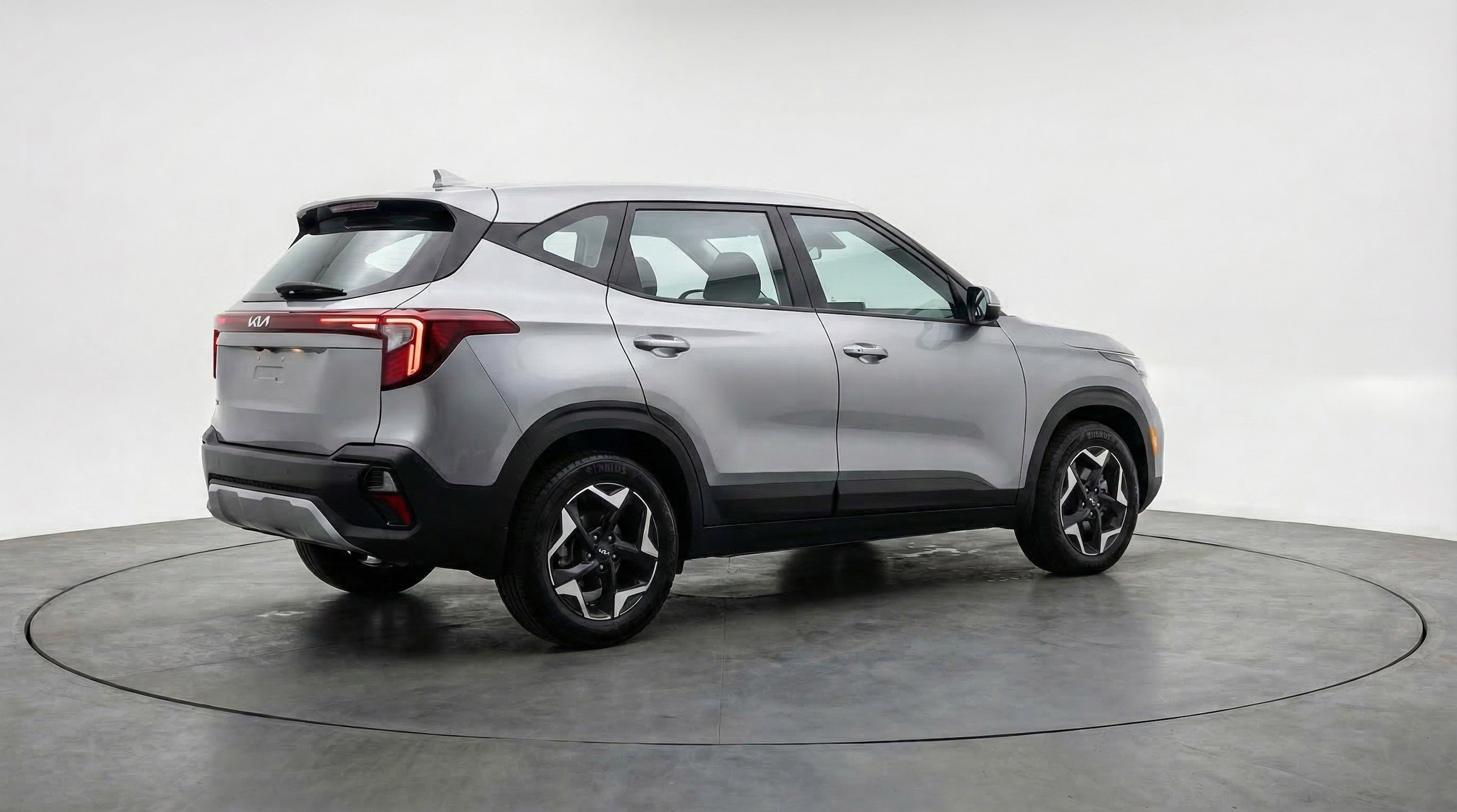 Thumbnail: 2025 Kia Seltos - 9