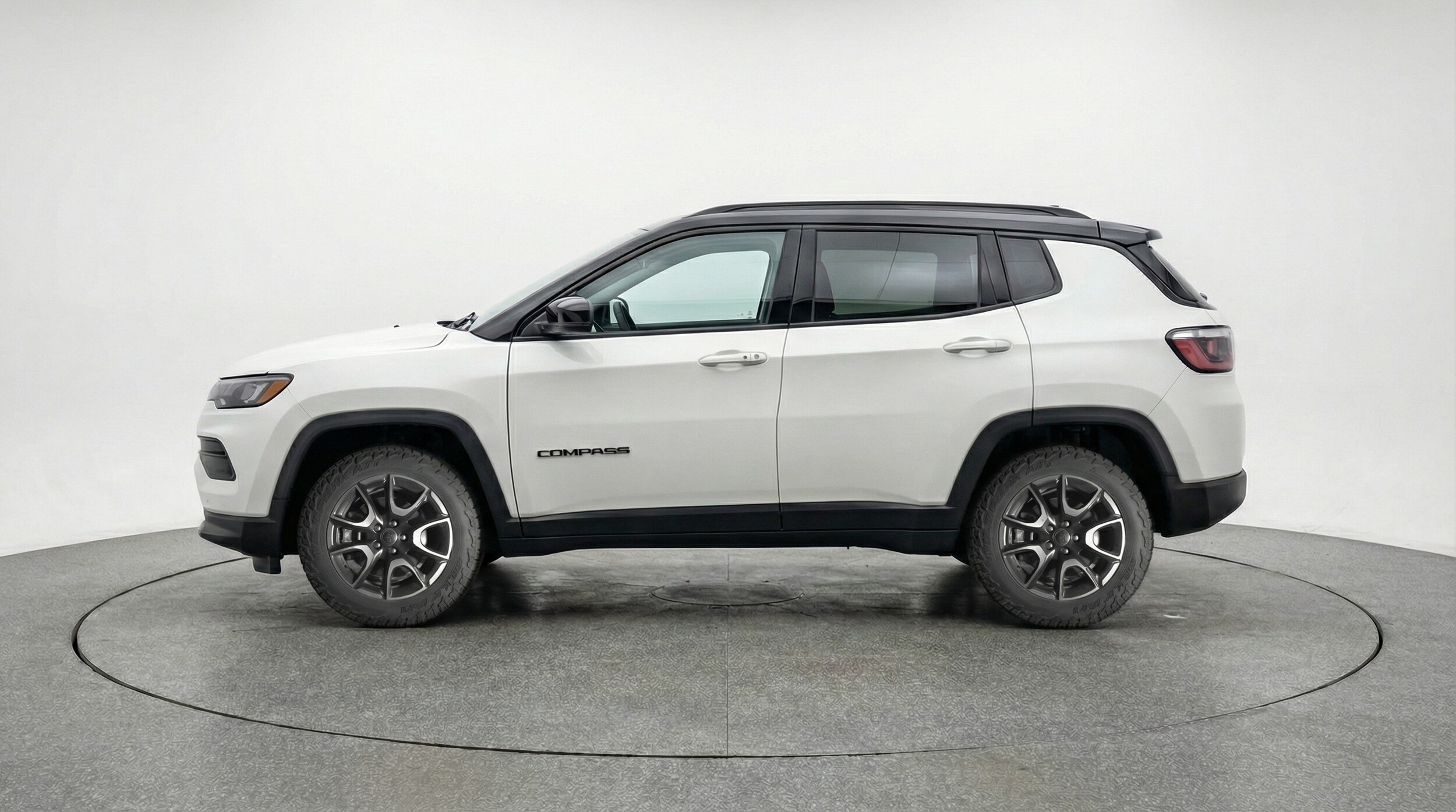 Thumbnail: 2025 Jeep Compass - 4