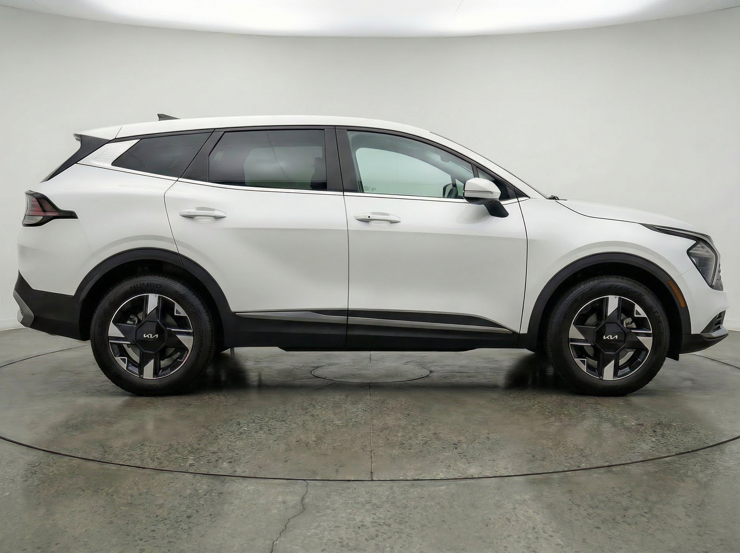 Thumbnail: 2026 Kia Sportage - 11