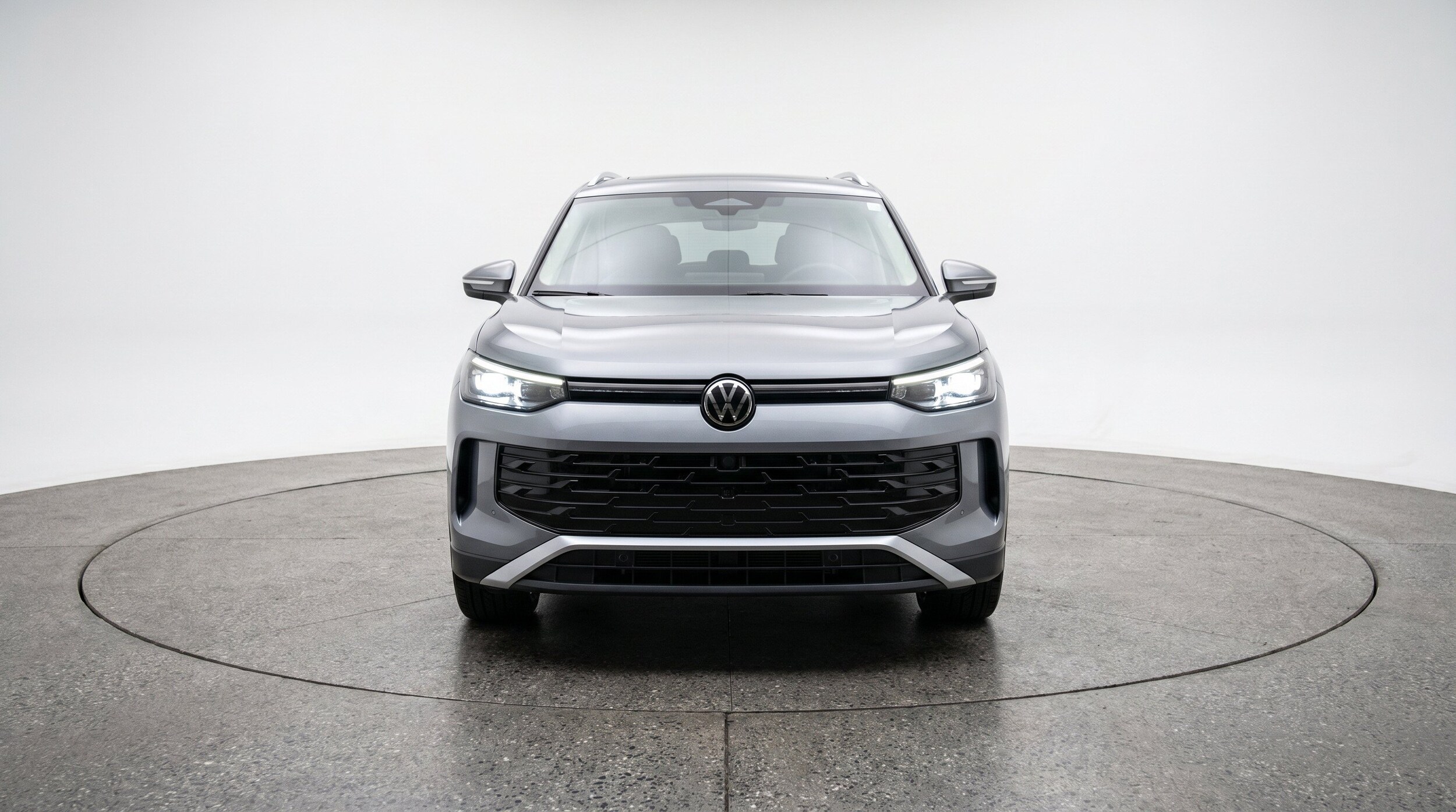Thumbnail: 2026 Volkswagen Tiguan - 2