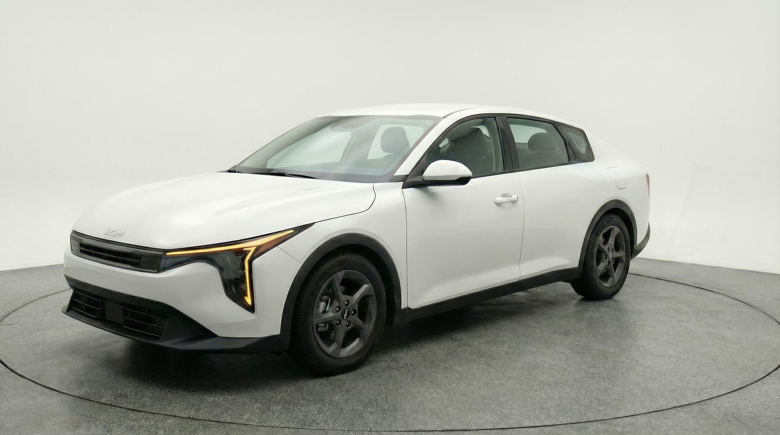 Thumbnail: 2025 Kia K4 - 3