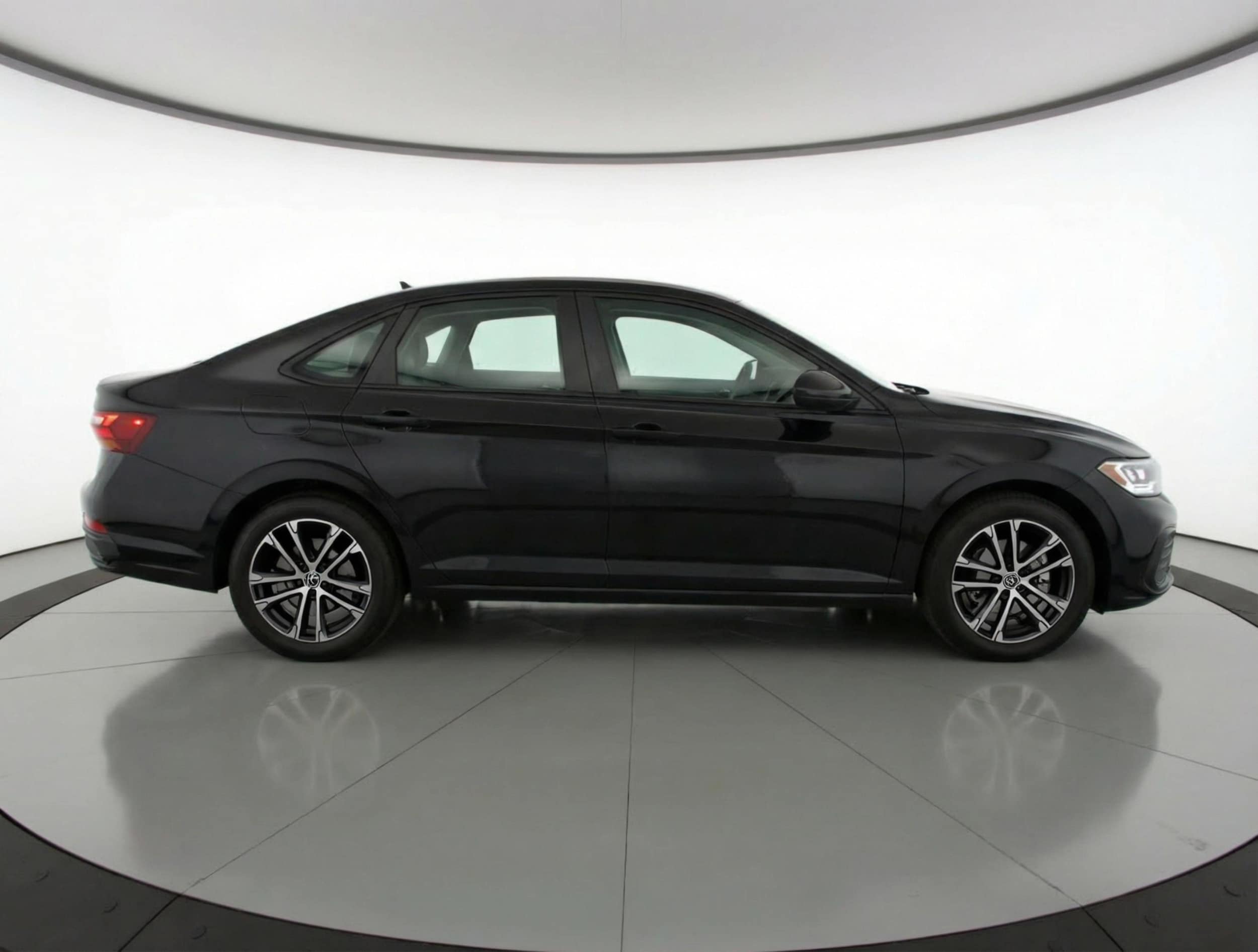 Thumbnail: 2025 Volkswagen Jetta - 11