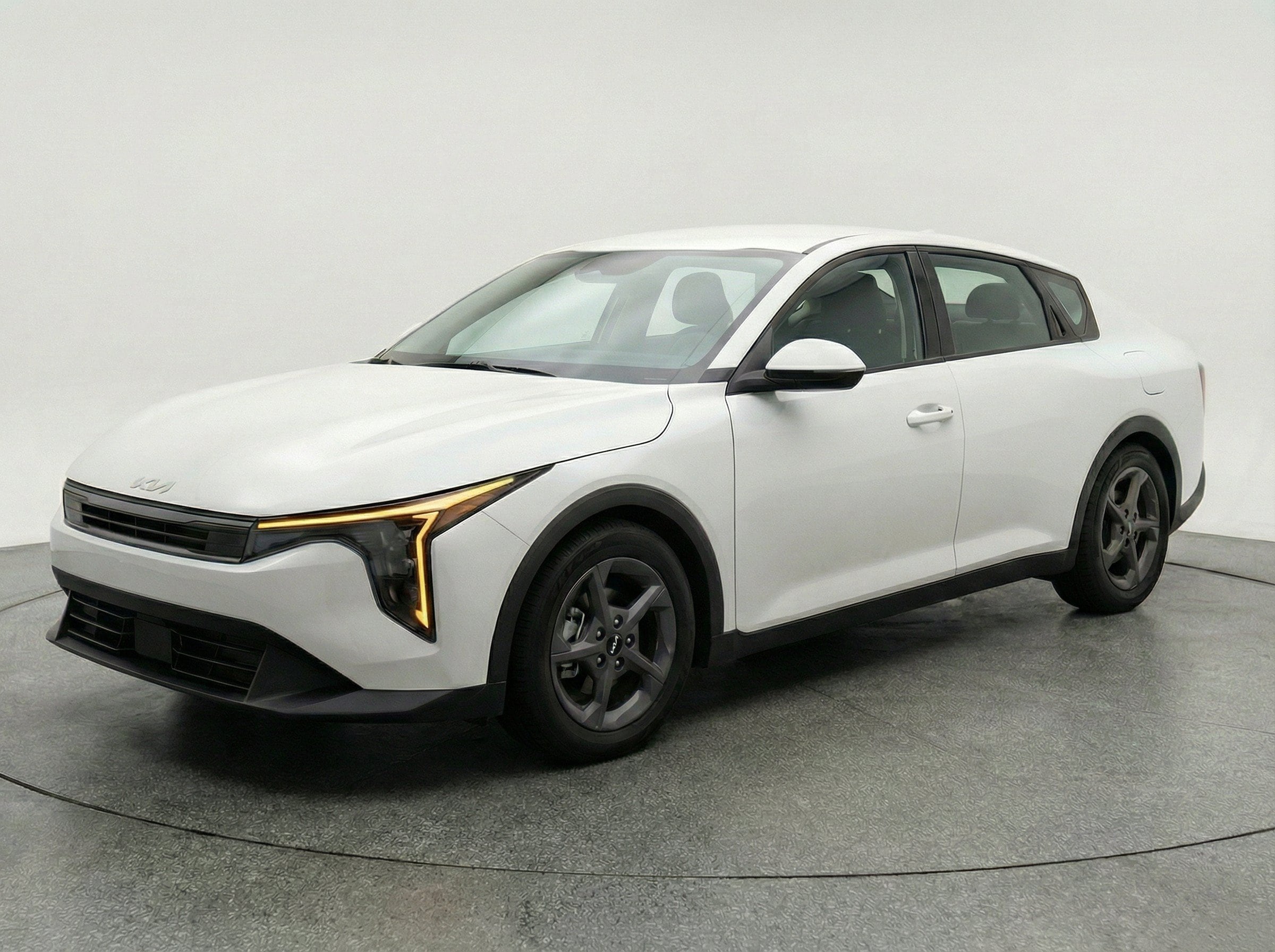 Thumbnail: 2025 Kia K4 - 3