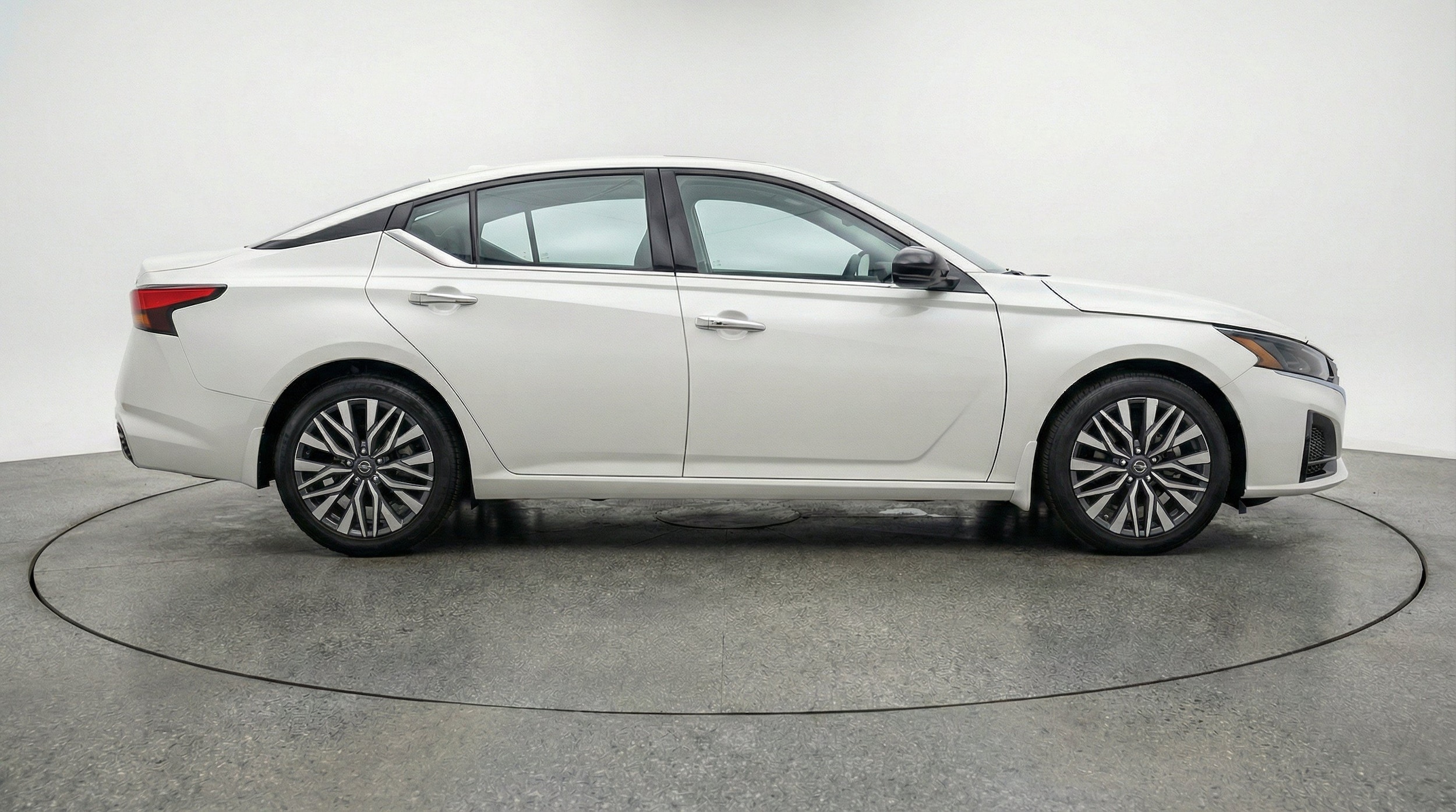 Thumbnail: 2025 Nissan Altima - 11