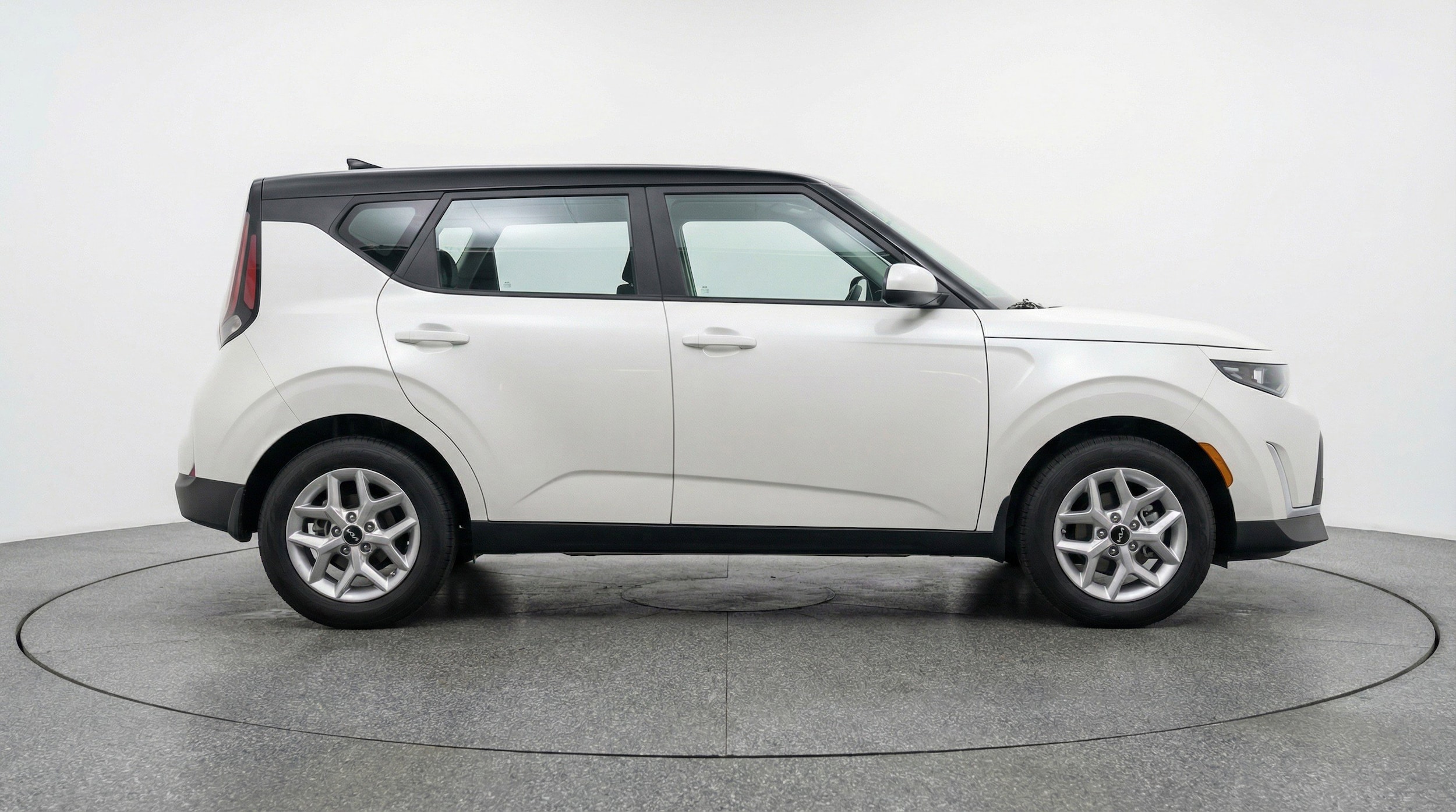 Thumbnail: 2025 Kia Soul - 11