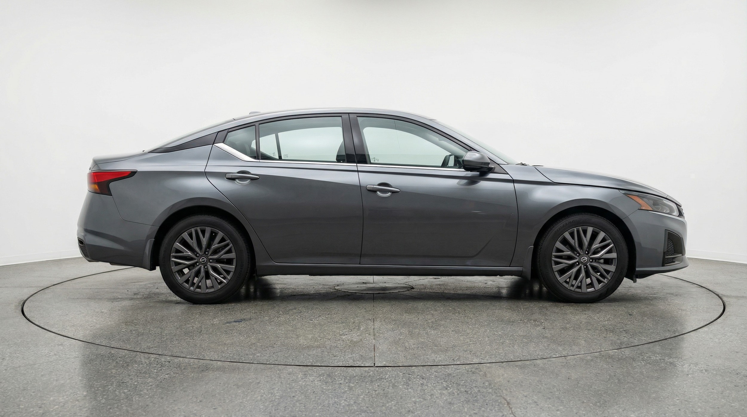 Thumbnail: 2025 Nissan Altima - 8