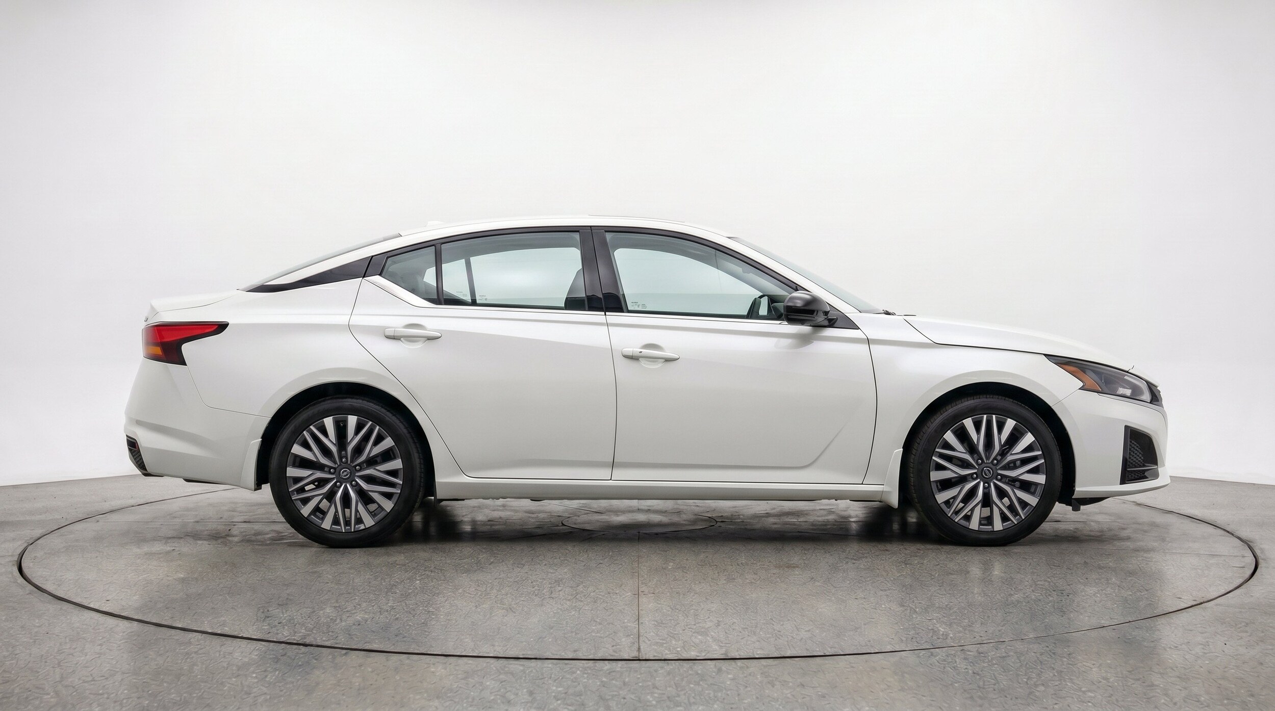 Thumbnail: 2026 Nissan Altima - 10