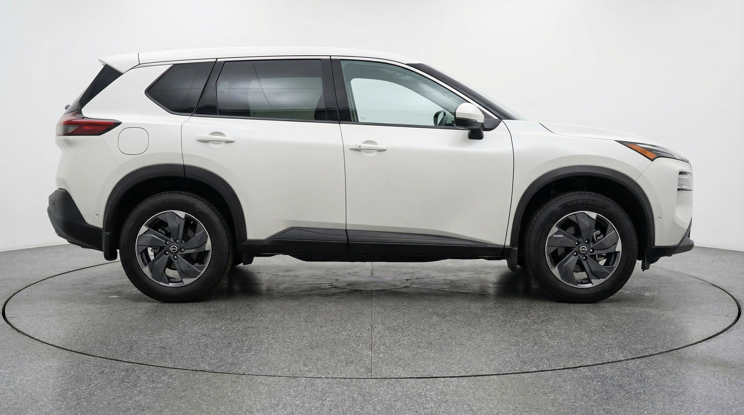 Thumbnail: 2025 Nissan Rogue - 11