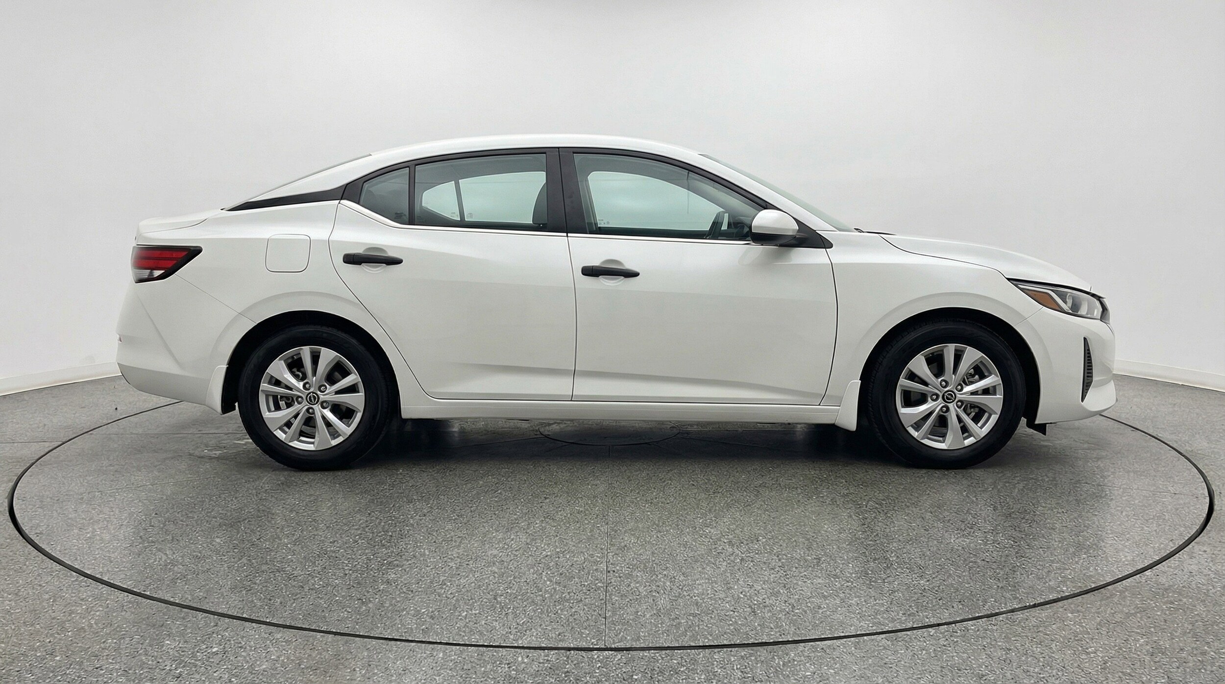 Thumbnail: 2025 Nissan Sentra - 11