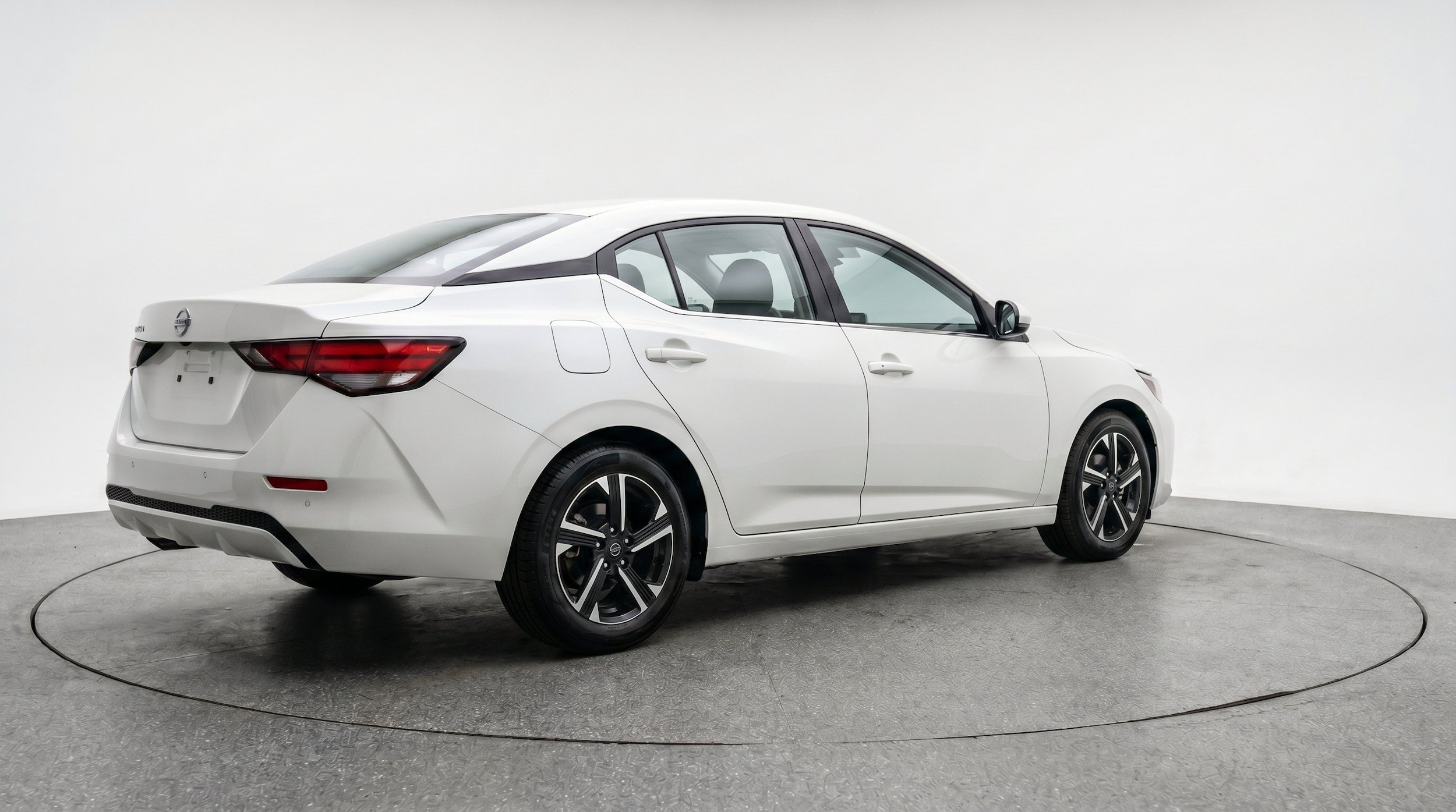 Thumbnail: 2025 Nissan Sentra - 9