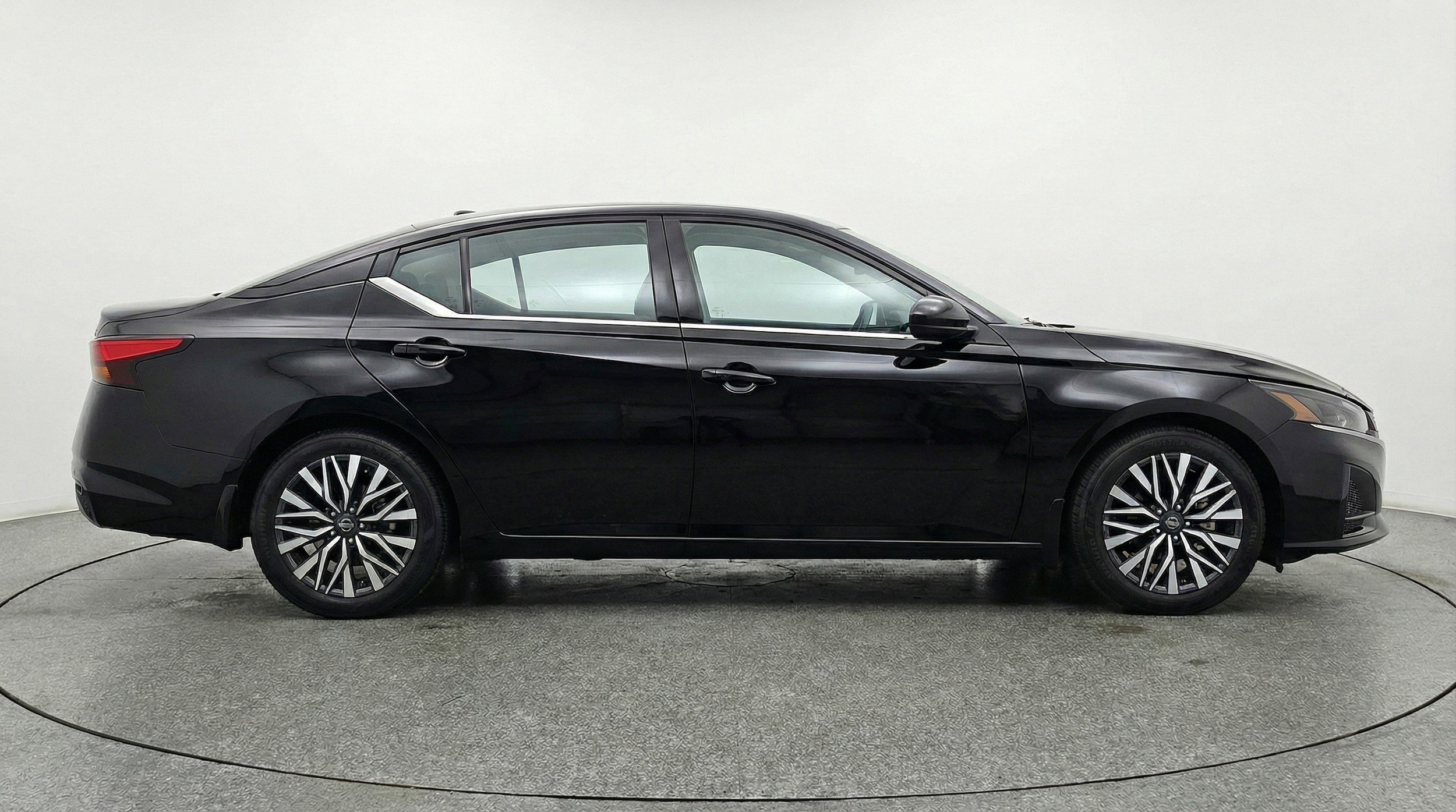 Thumbnail: 2025 Nissan Altima - 11