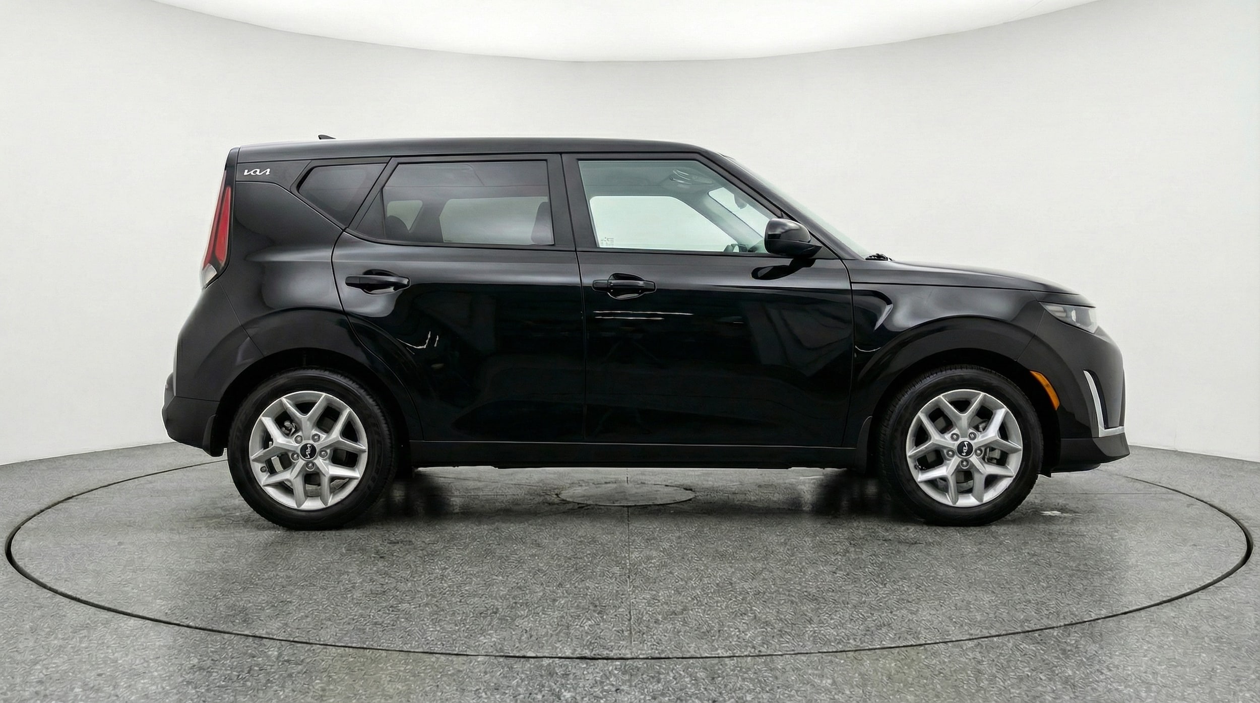 Thumbnail: 2025 Kia Soul - 8