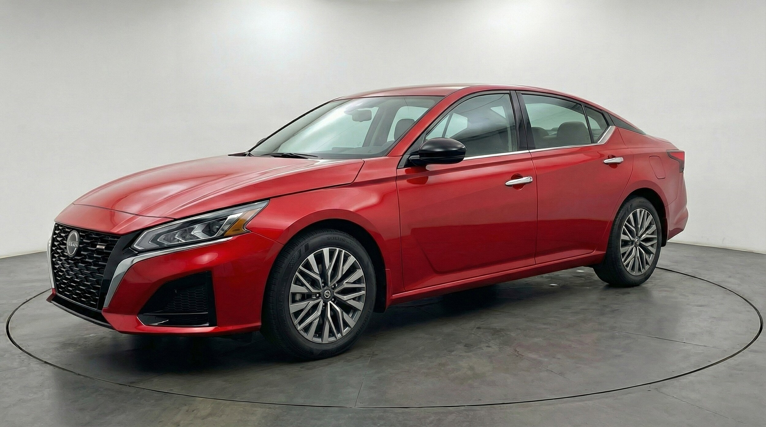 Thumbnail: 2025 Nissan Altima - 3