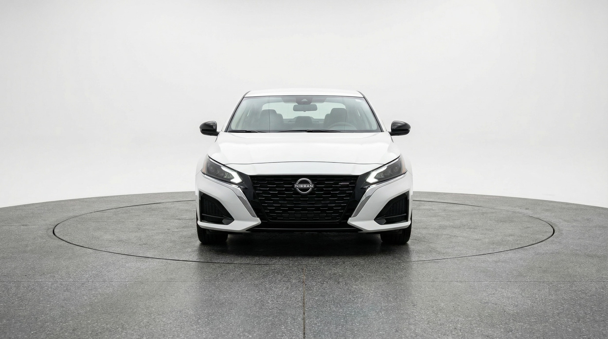 Thumbnail: 2025 Nissan Altima - 2