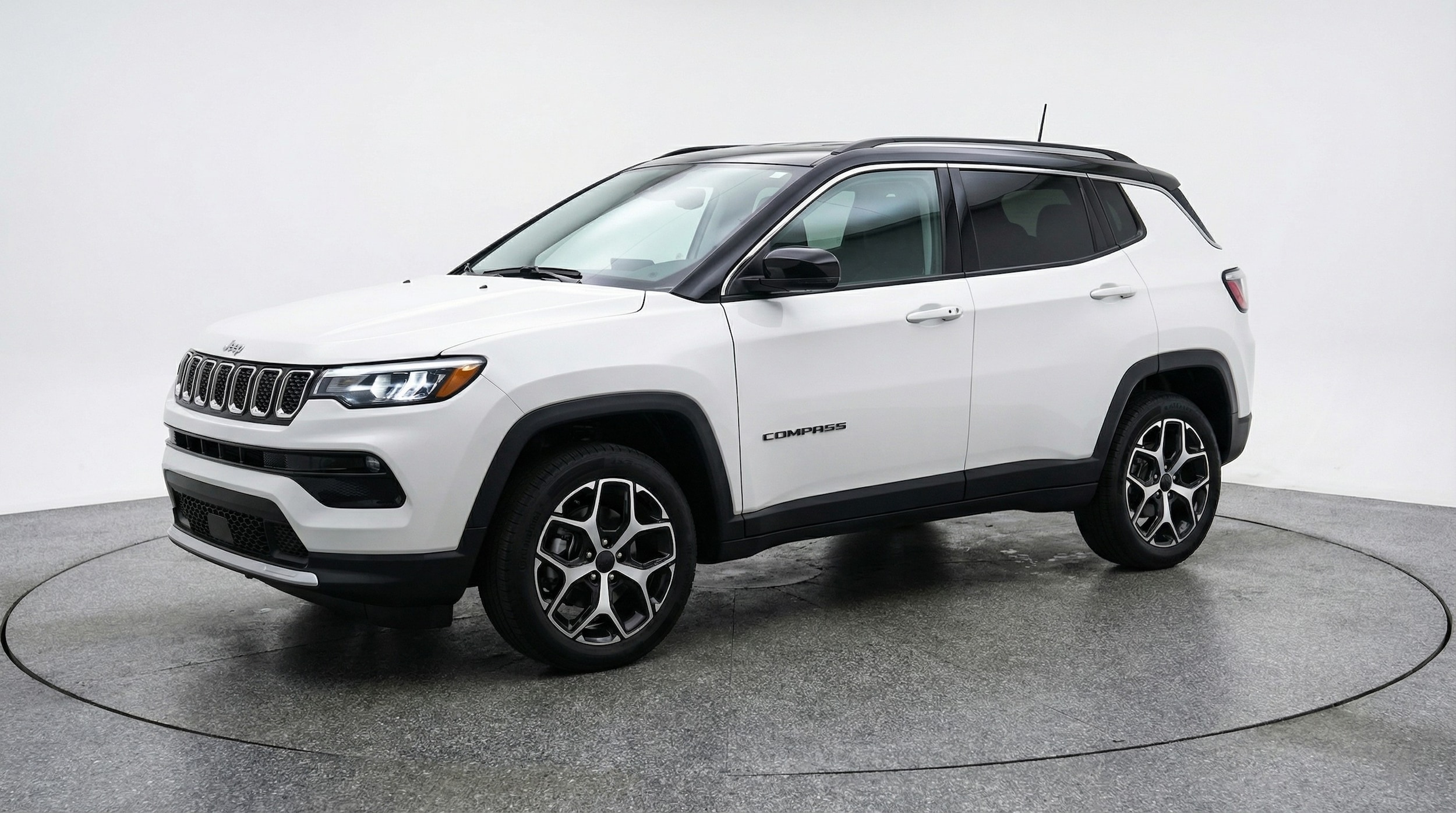 Thumbnail: 2025 Jeep Compass - 3