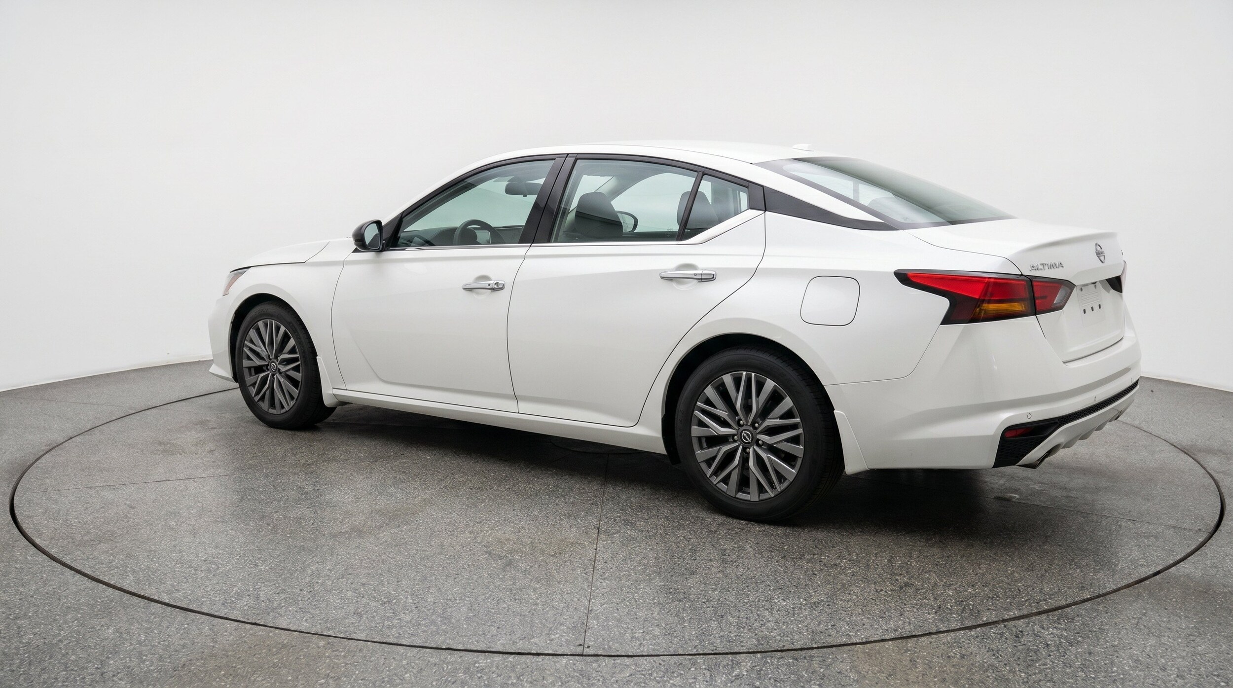 Thumbnail: 2025 Nissan Altima - 6