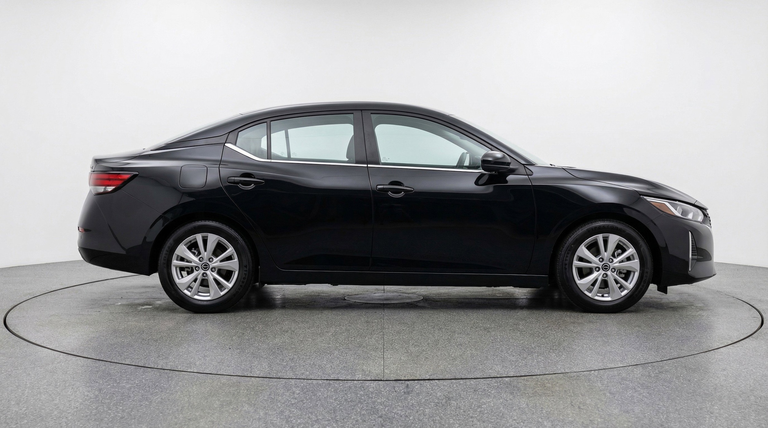 Thumbnail: 2025 Nissan Sentra - 11