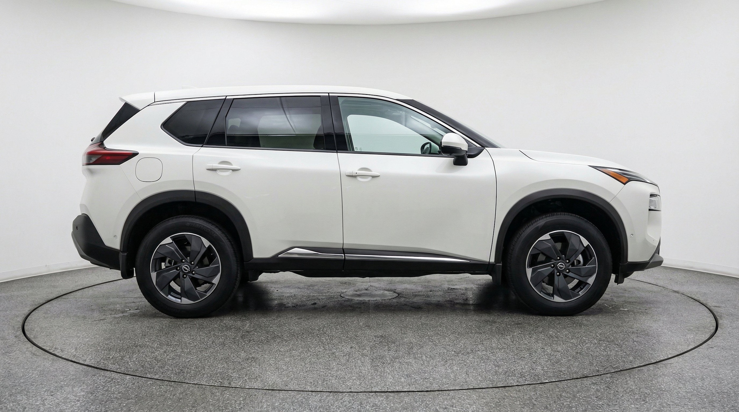 Thumbnail: 2025 Nissan Rogue - 11