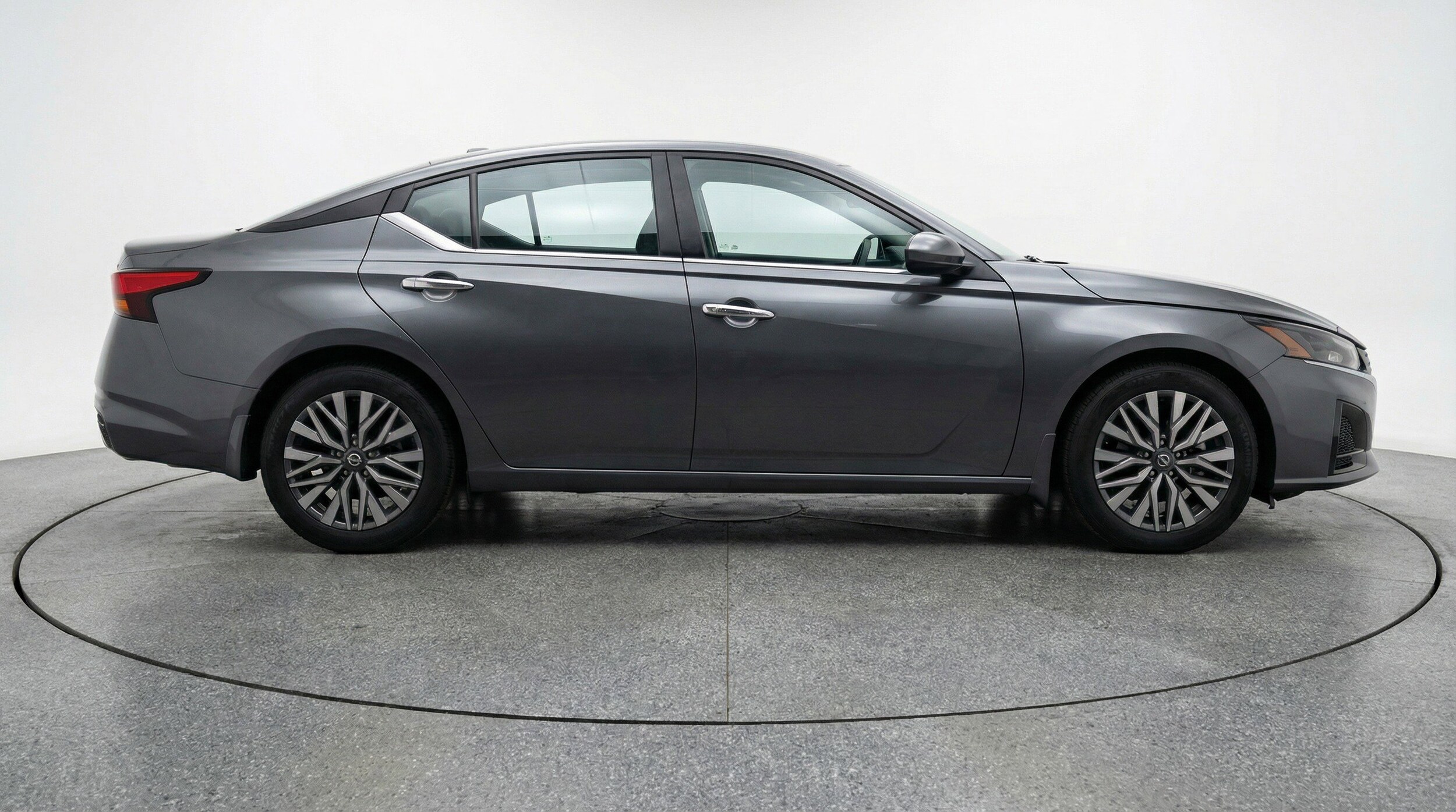 Thumbnail: 2025 Nissan Altima - 11