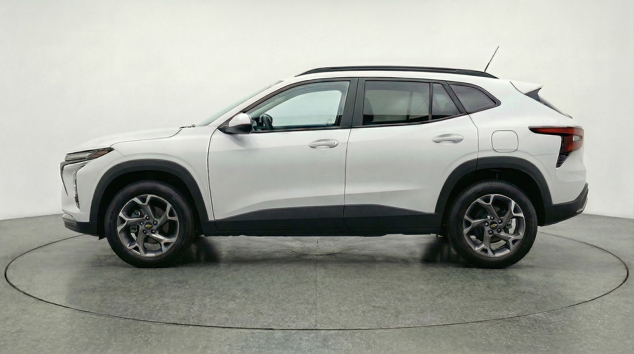 Thumbnail: 2025 Chevrolet Trax - 5