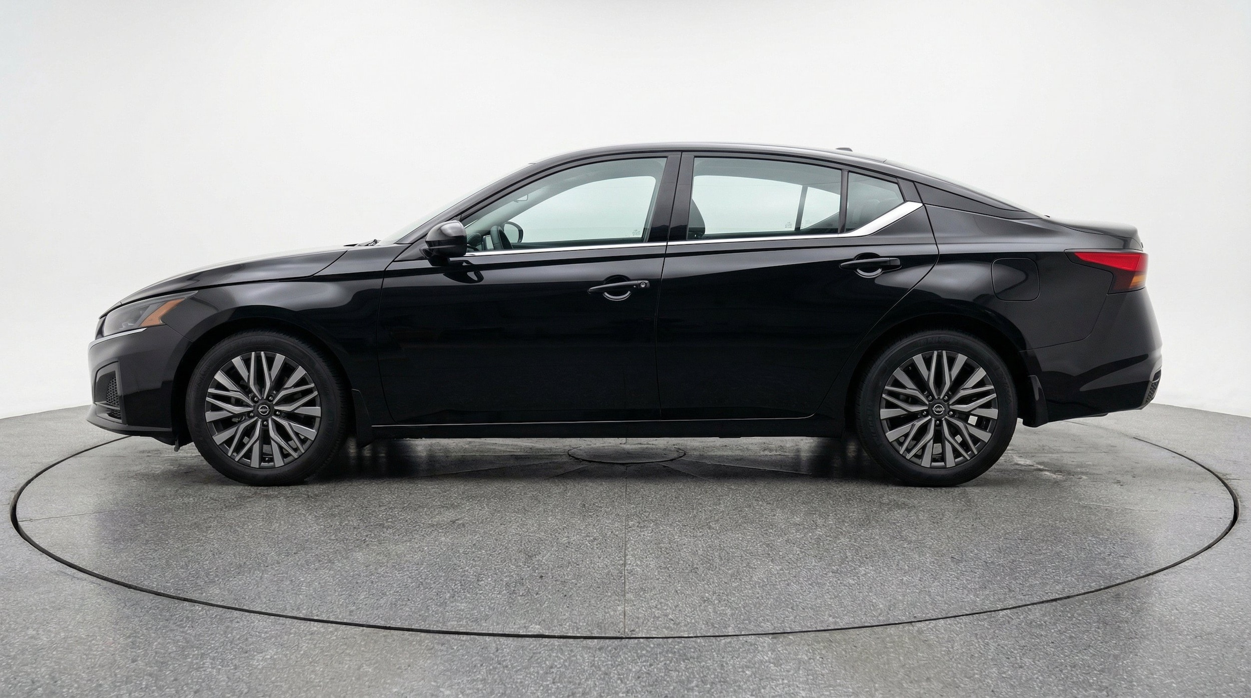 Thumbnail: 2026 Nissan Altima - 5