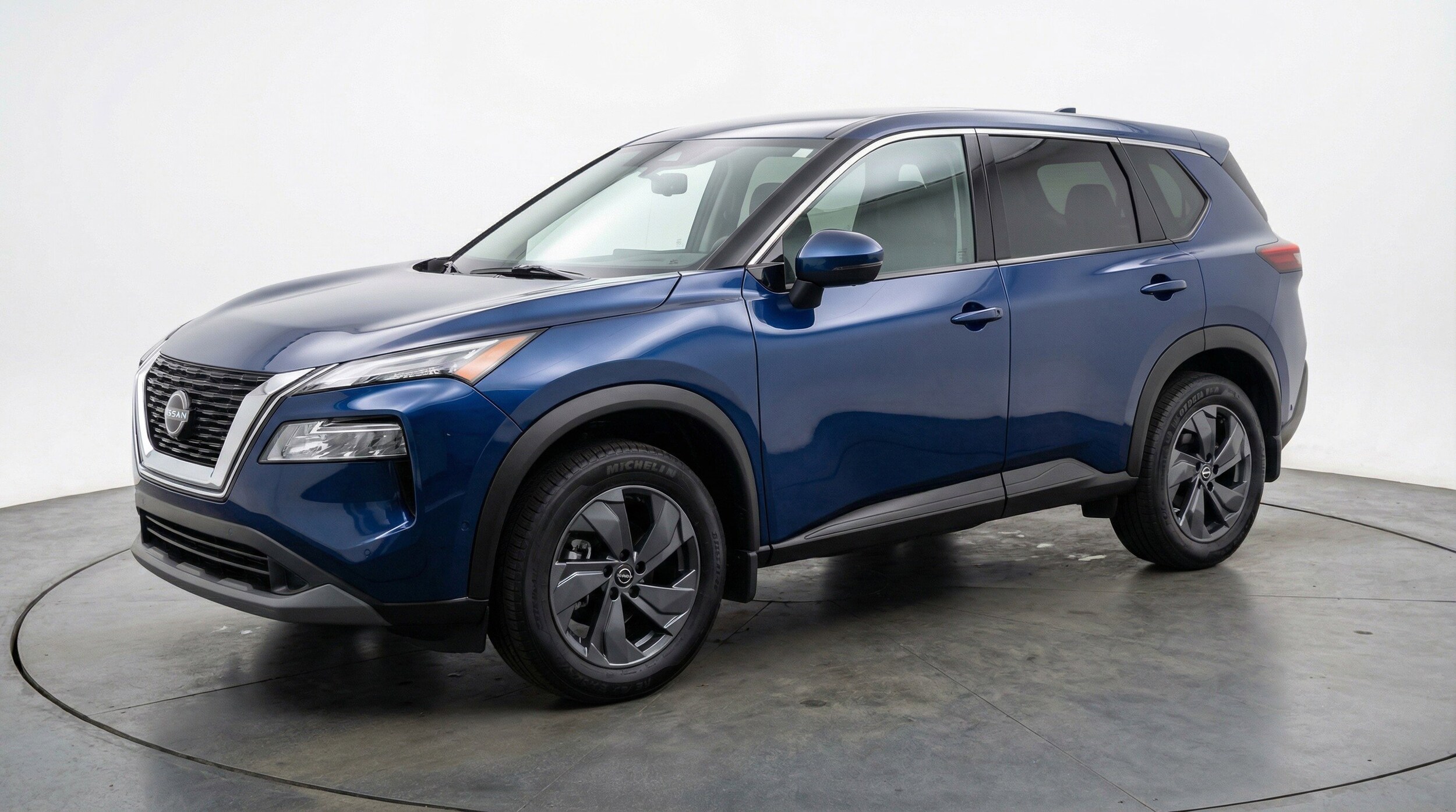 Thumbnail: 2025 Nissan Rogue - 3