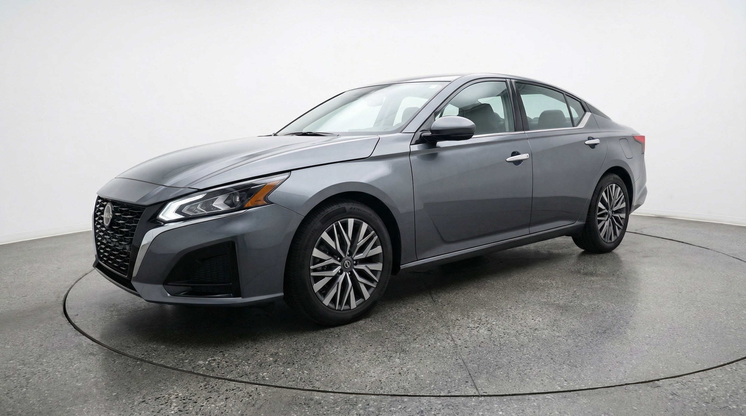 Thumbnail: 2025 Nissan Altima - 3