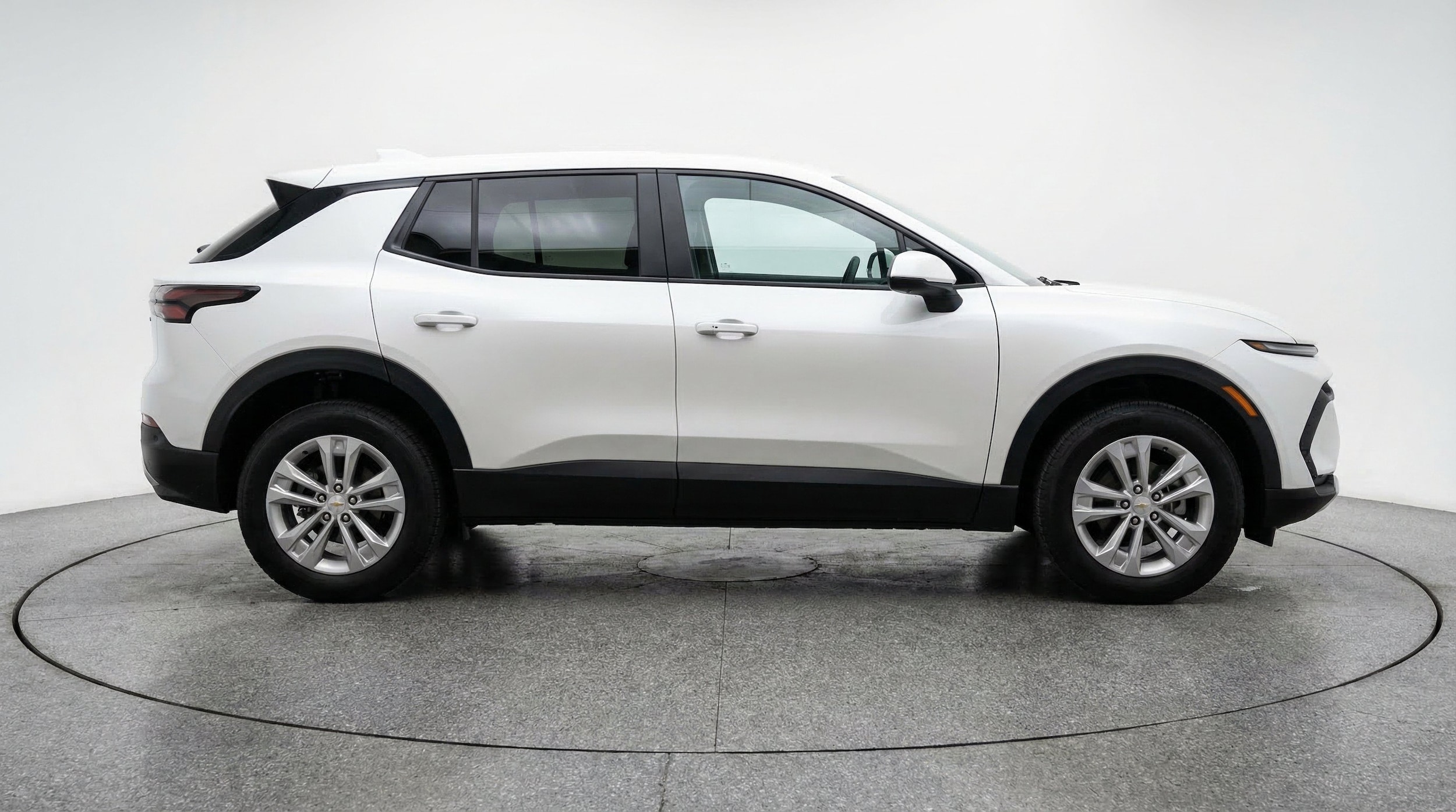 Thumbnail: 2025 Chevrolet Equinox - 11