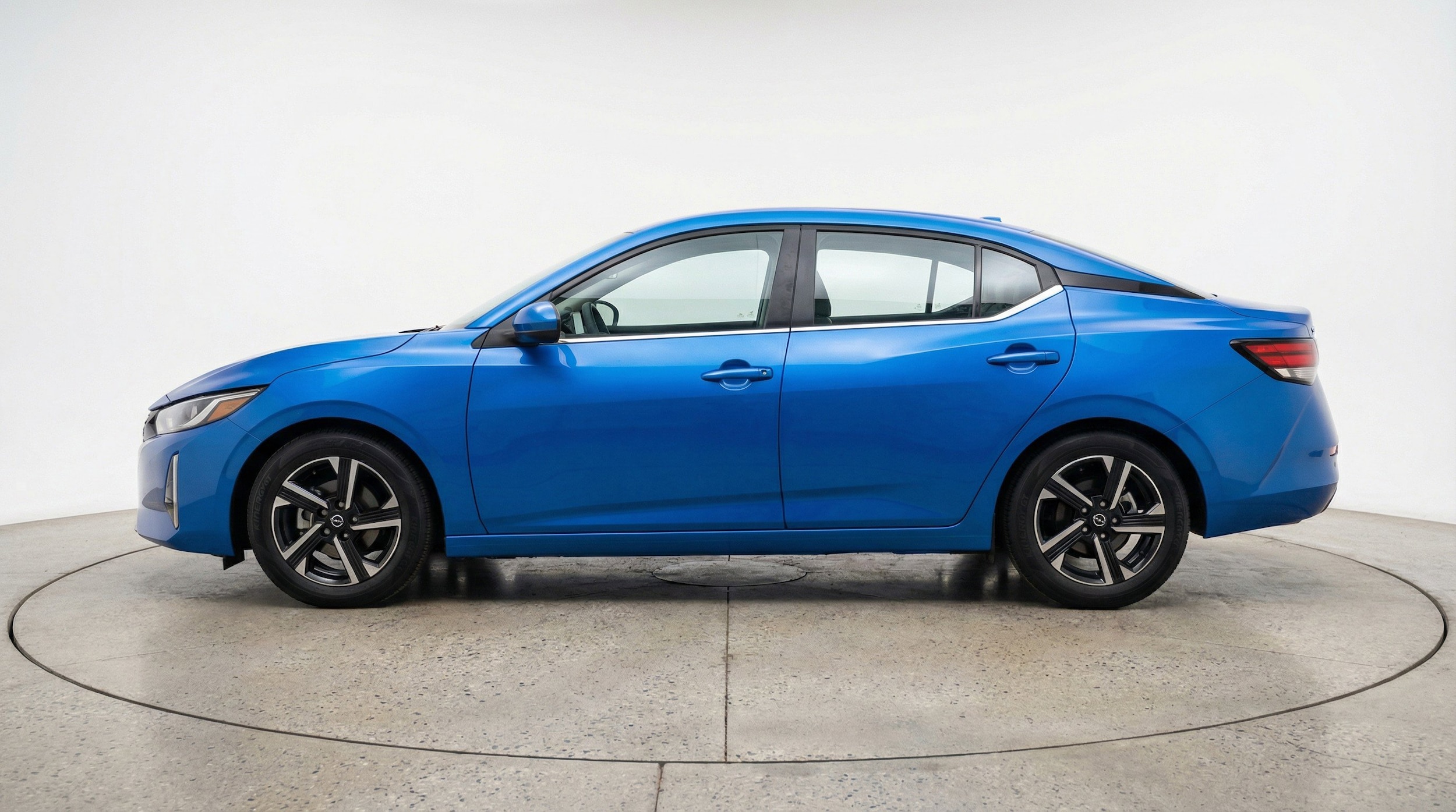 Thumbnail: 2025 Nissan Sentra - 5