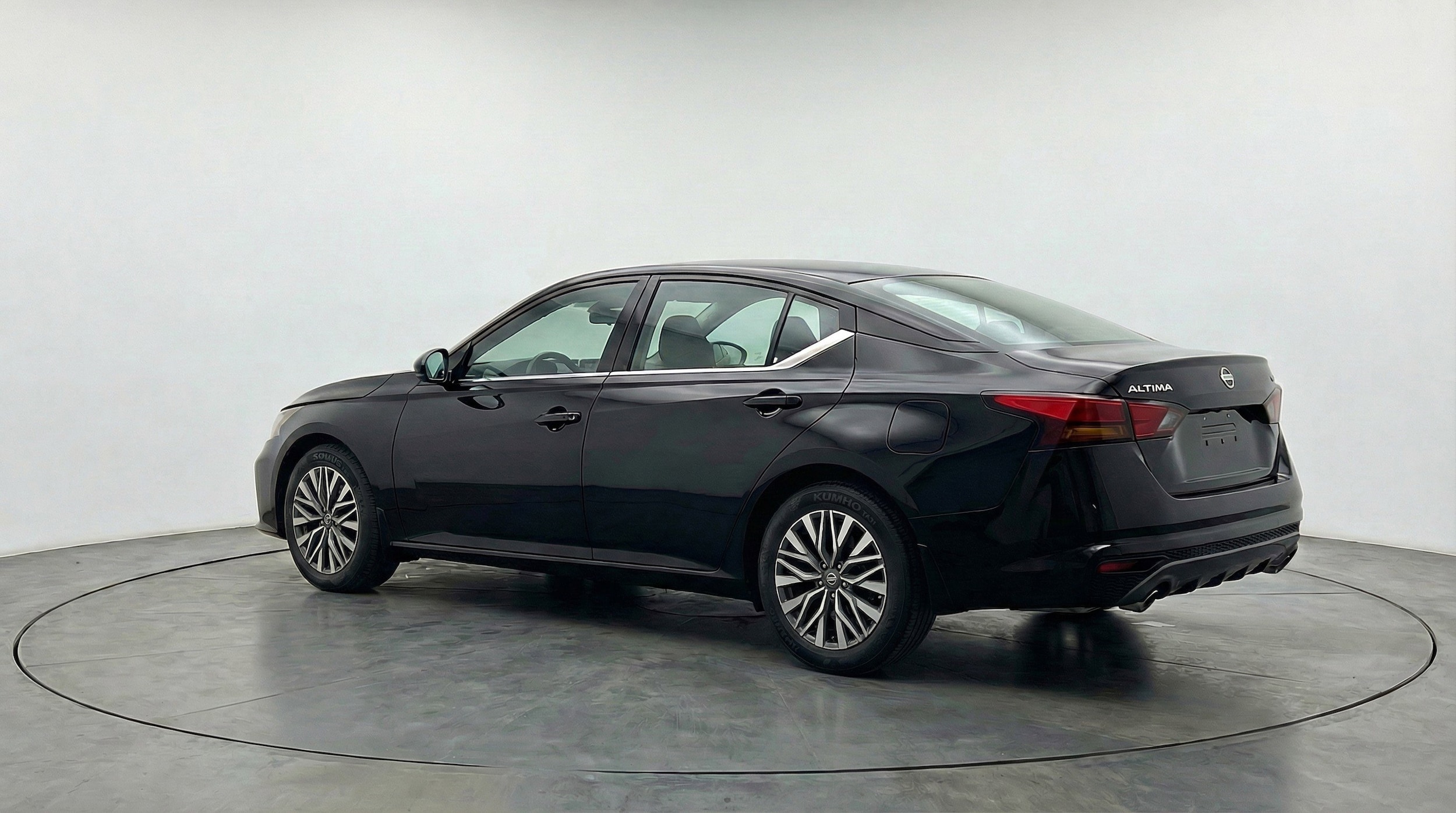 Thumbnail: 2025 Nissan Altima - 6