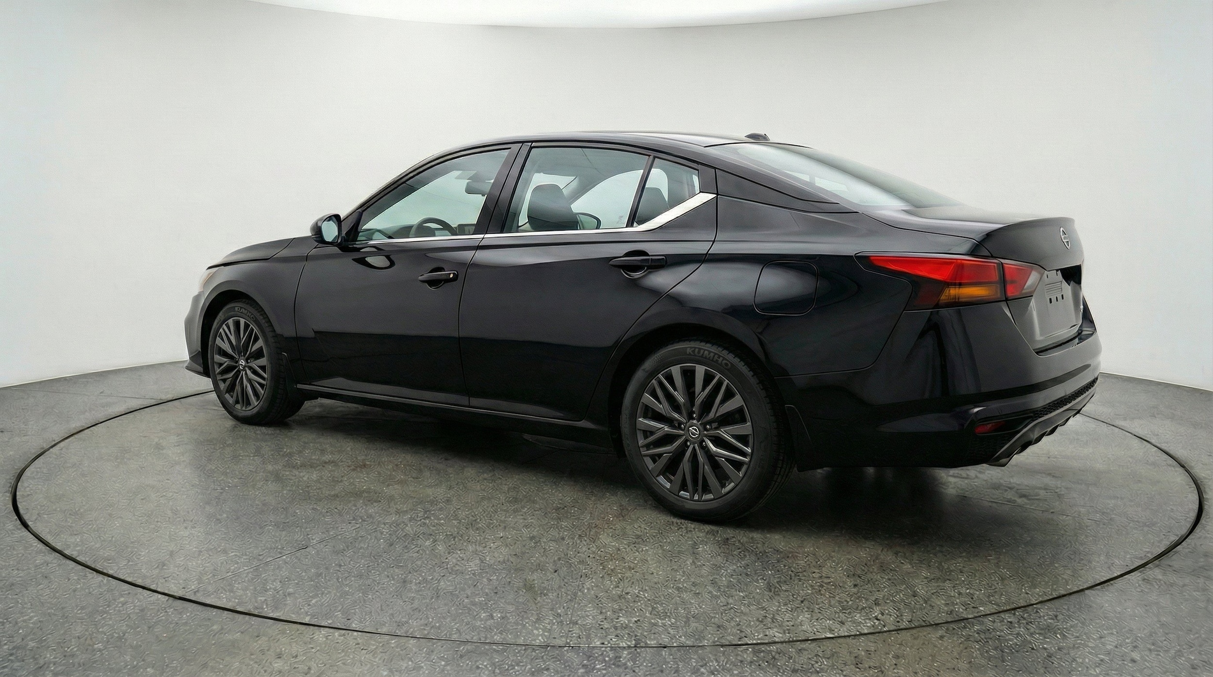 Thumbnail: 2026 Nissan Altima - 6
