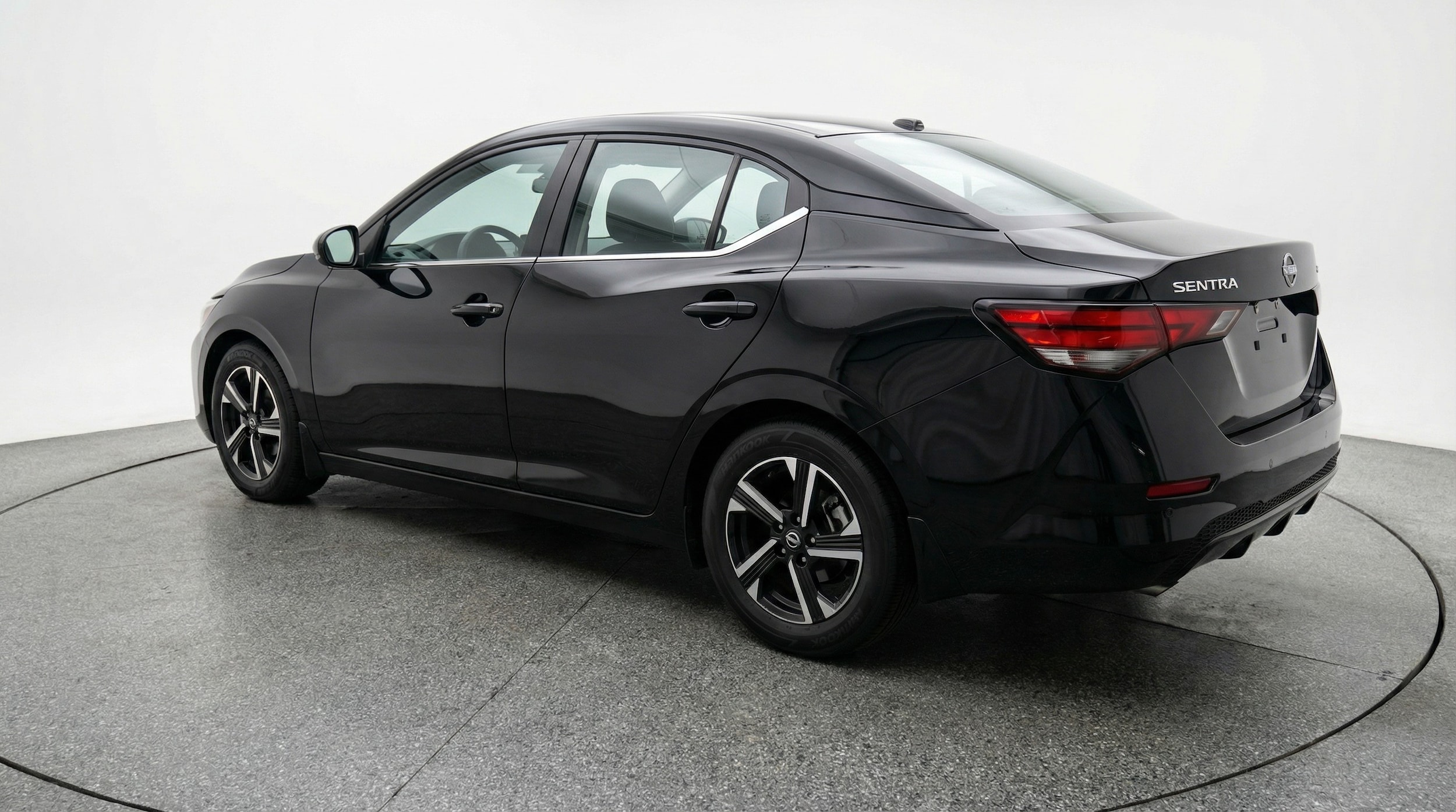 Thumbnail: 2025 Nissan Sentra - 5