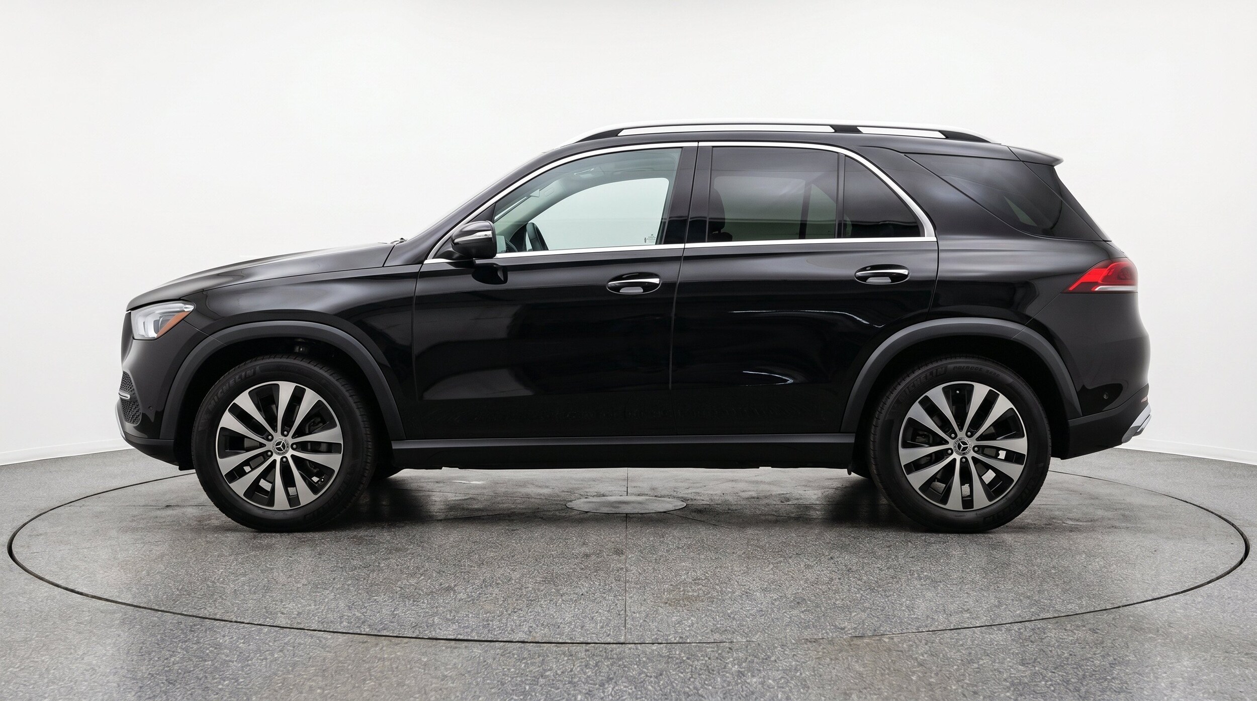 Thumbnail: 2026 Mercedes-Benz GLE - 5