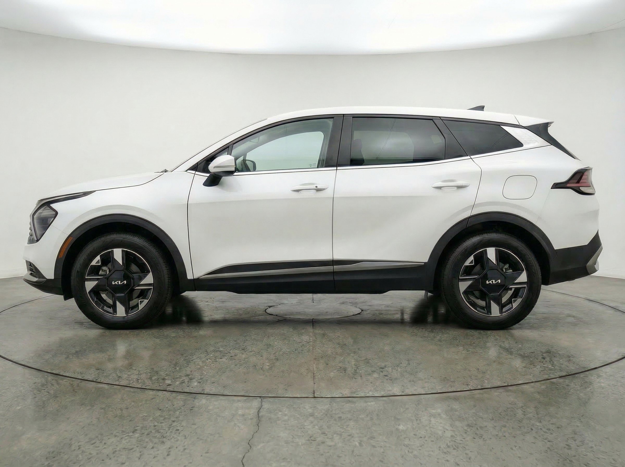Thumbnail: 2026 Kia Sportage - 5