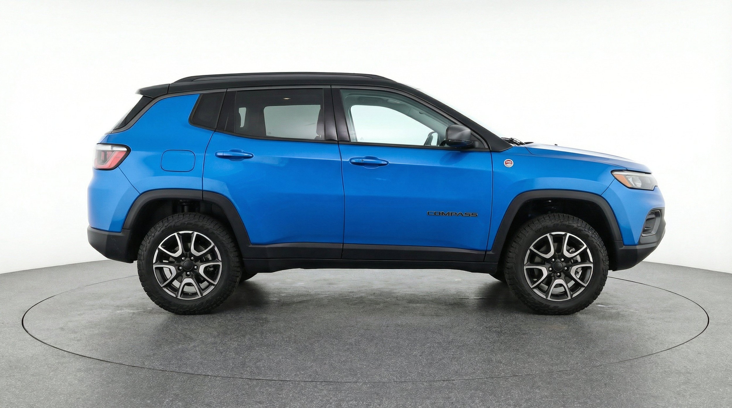Thumbnail: 2025 Jeep Compass - 10