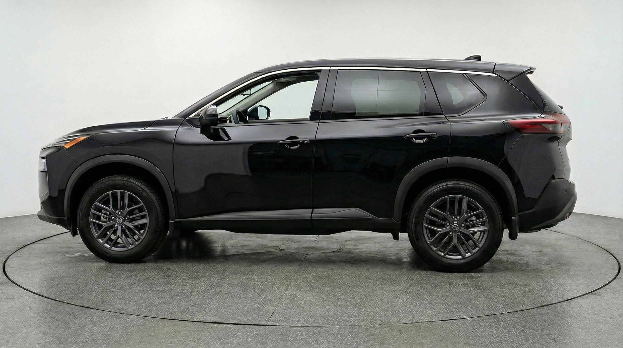 Thumbnail: 2026 Nissan Rogue - 5