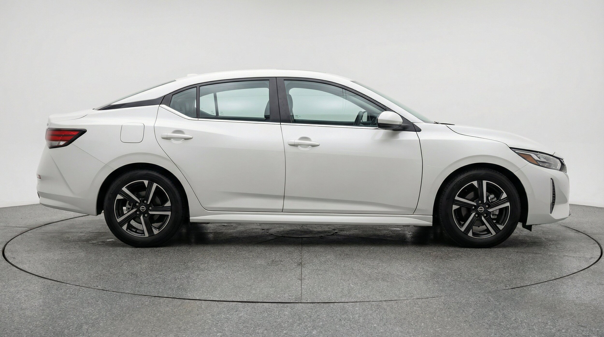 Thumbnail: 2025 Nissan Sentra - 11