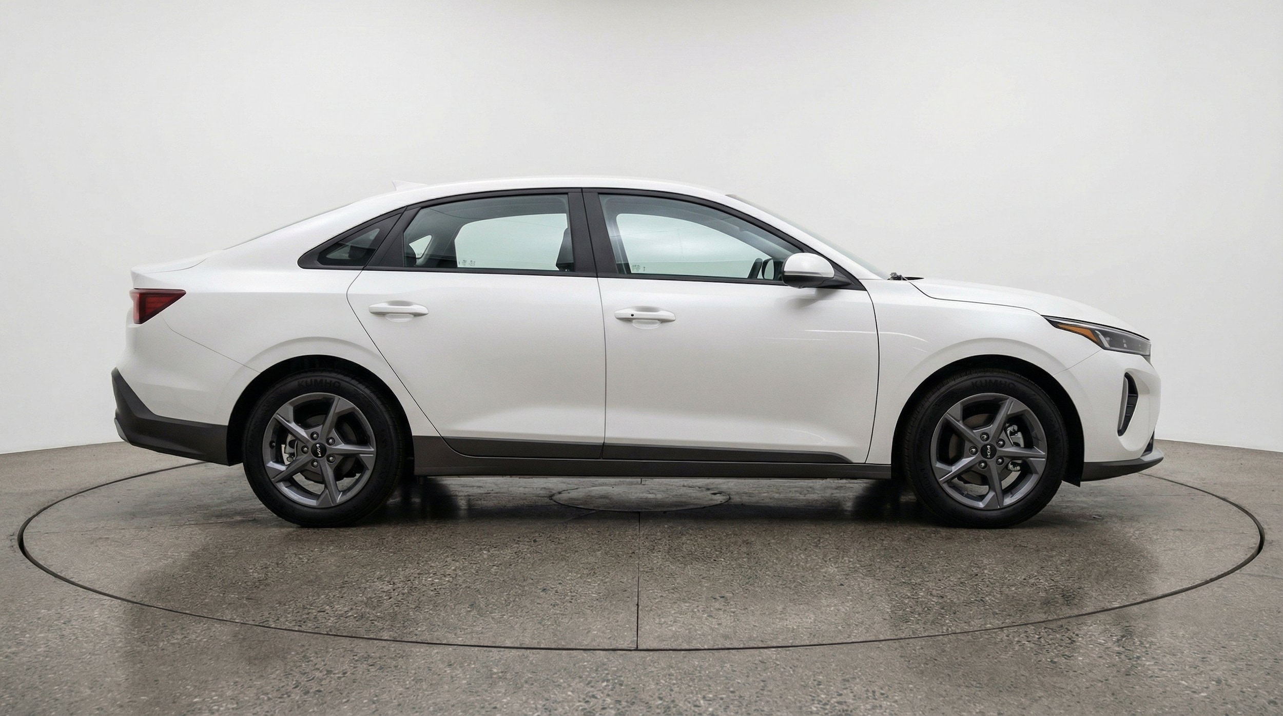 Thumbnail: 2025 Kia K4 - 10