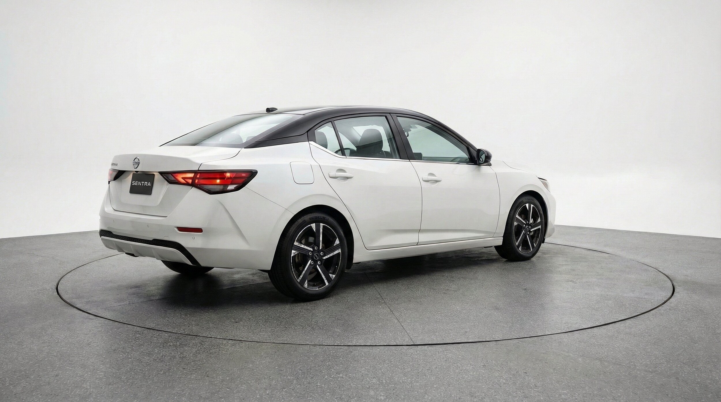 Thumbnail: 2025 Nissan Sentra - 9