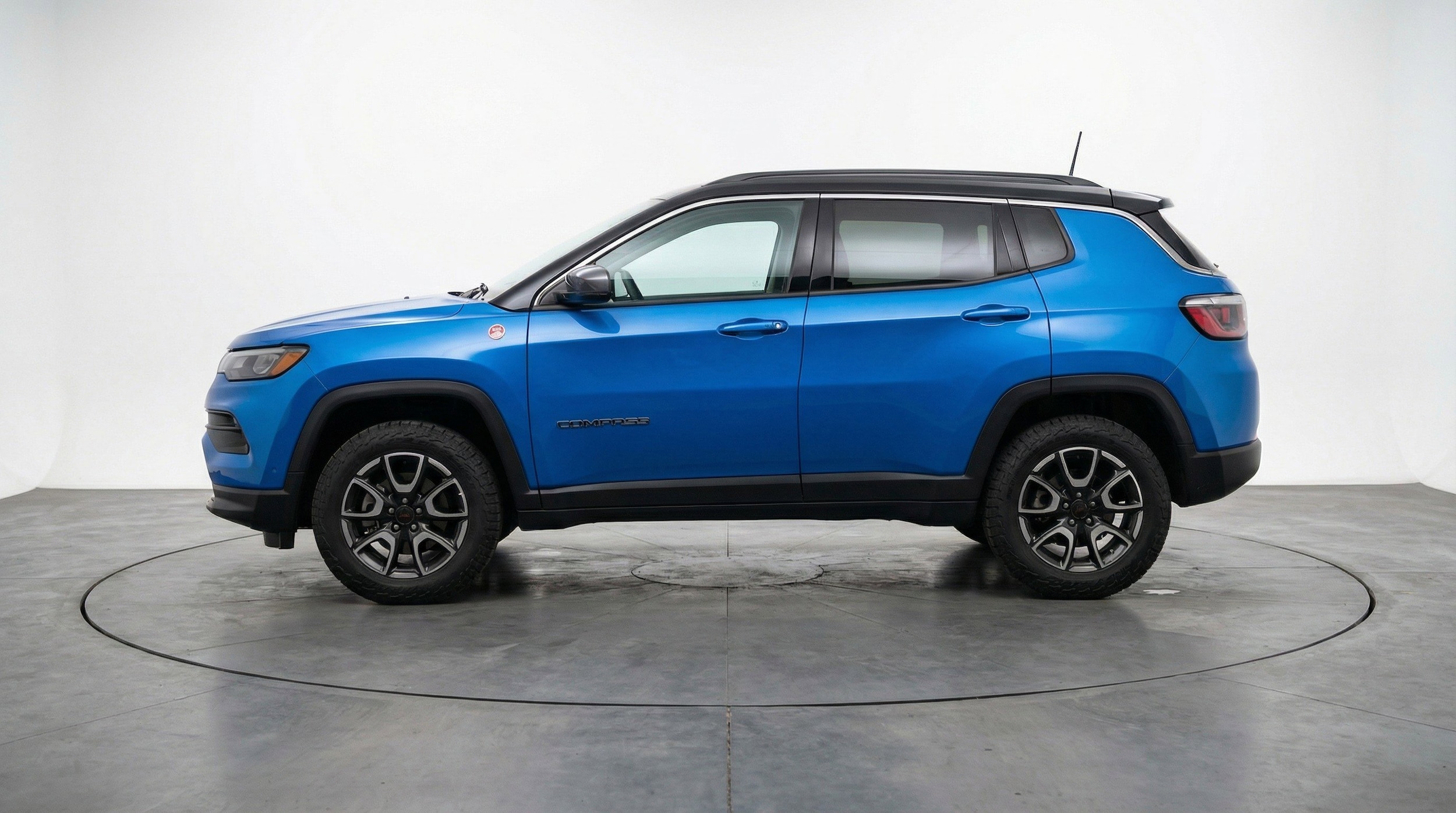 Thumbnail: 2025 Jeep Compass - 5