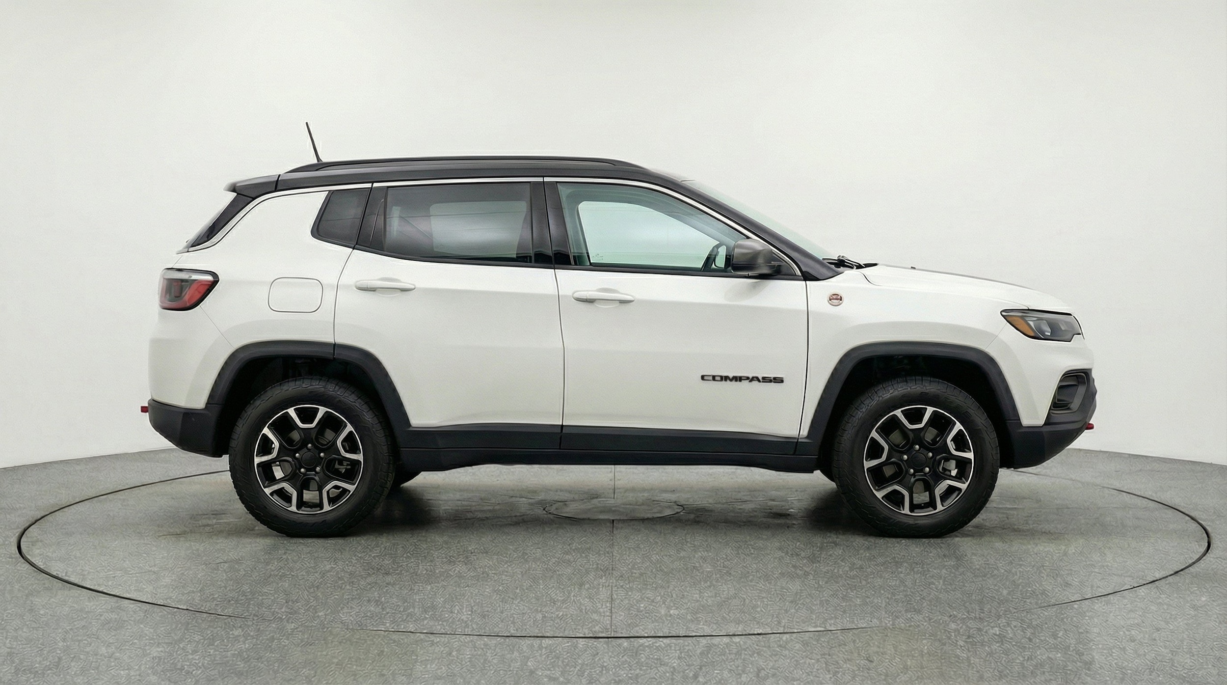 Thumbnail: 2025 Jeep Compass - 11