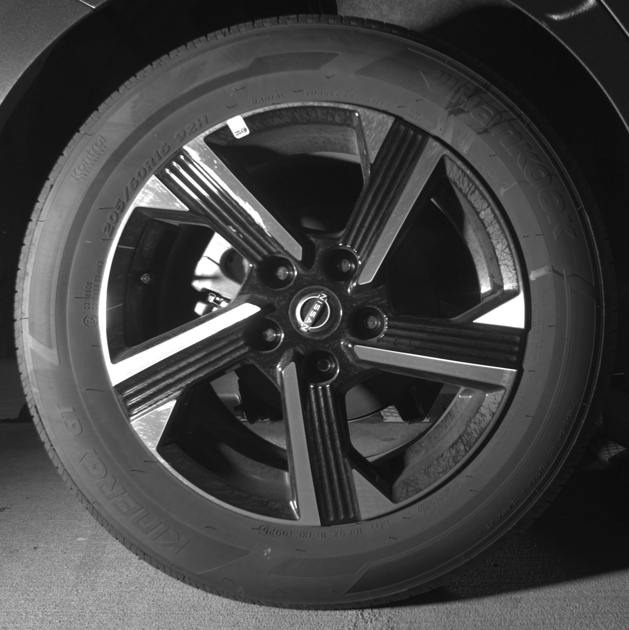 Thumbnail: 2025 Nissan Sentra - 15