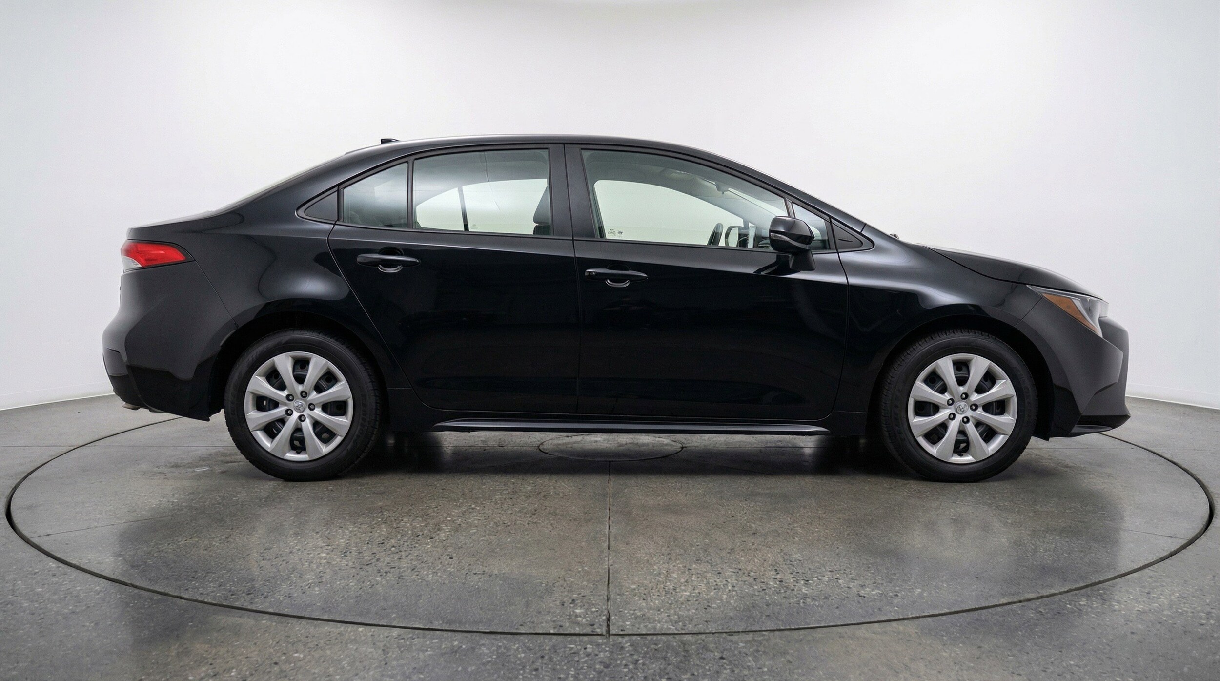 Thumbnail: 2025 Toyota Corolla - 11