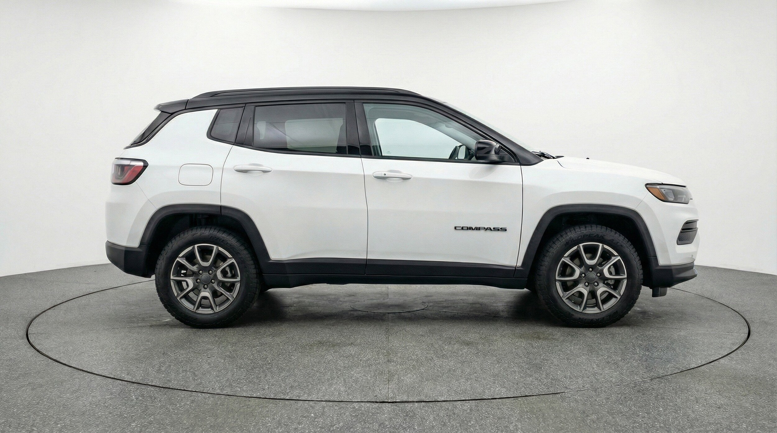 Thumbnail: 2025 Jeep Compass - 11