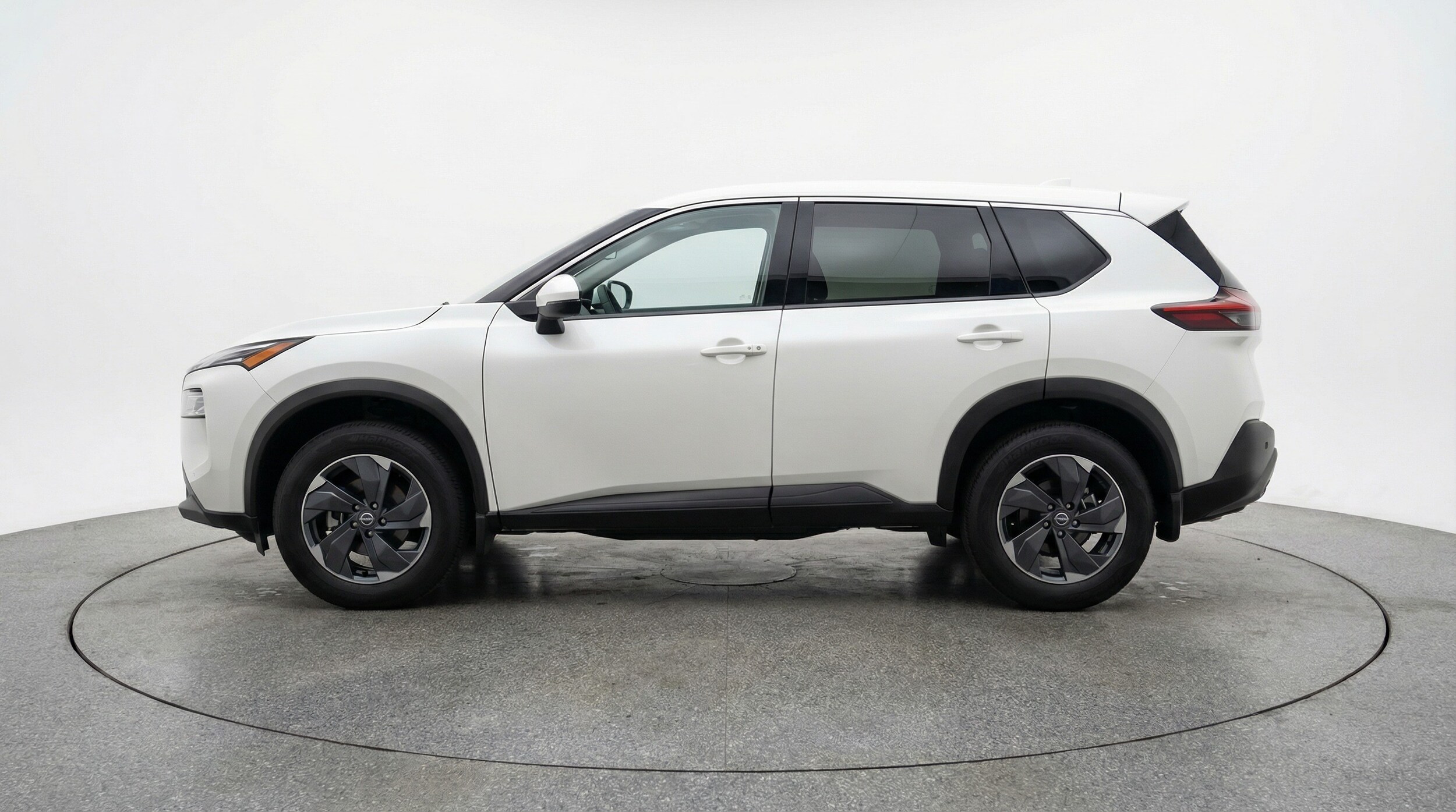 Thumbnail: 2025 Nissan Rogue - 4